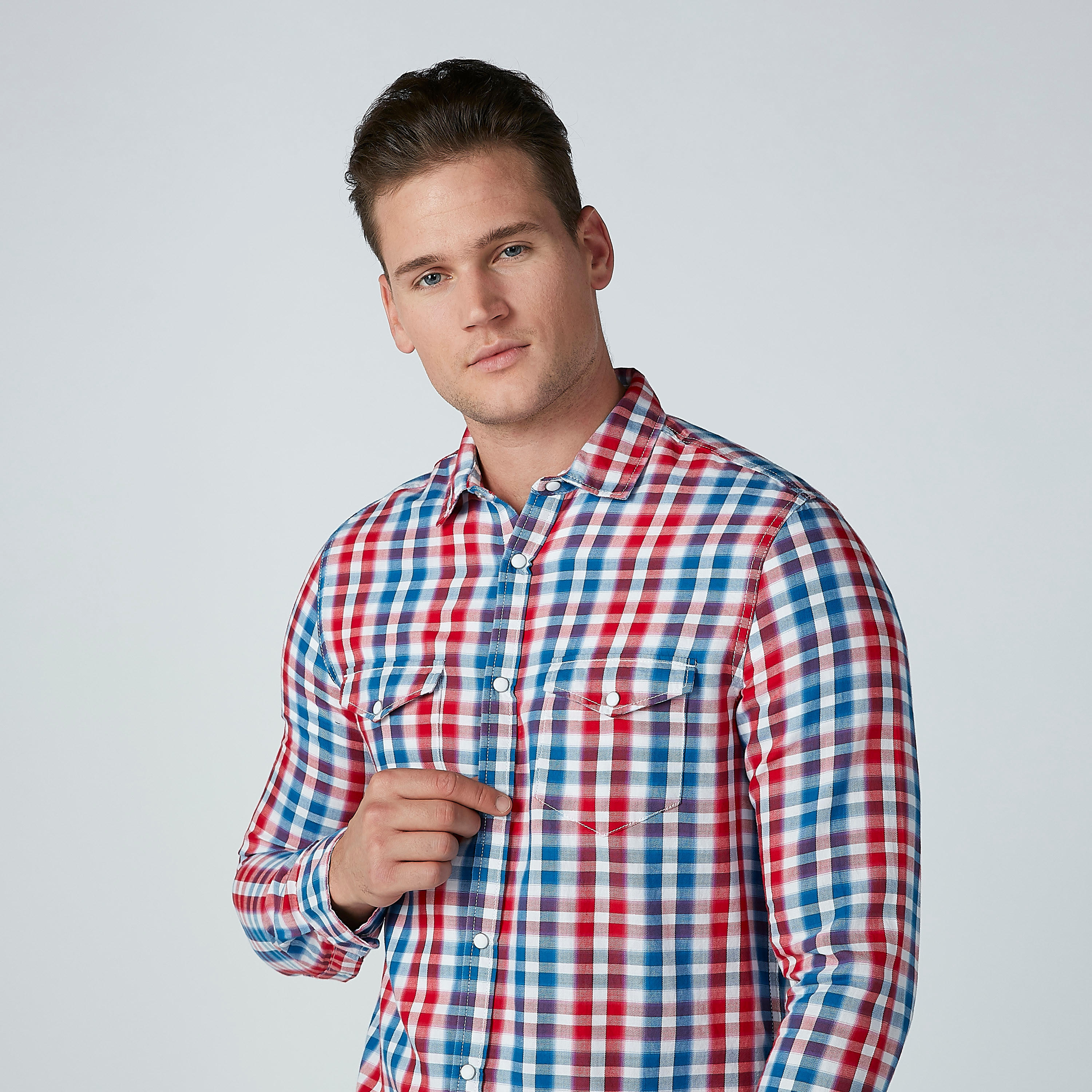 قميص كاروهات بأكمام طويلة وجيب على الصدر من لي كوبر-men-clothing-shirts-image-3
