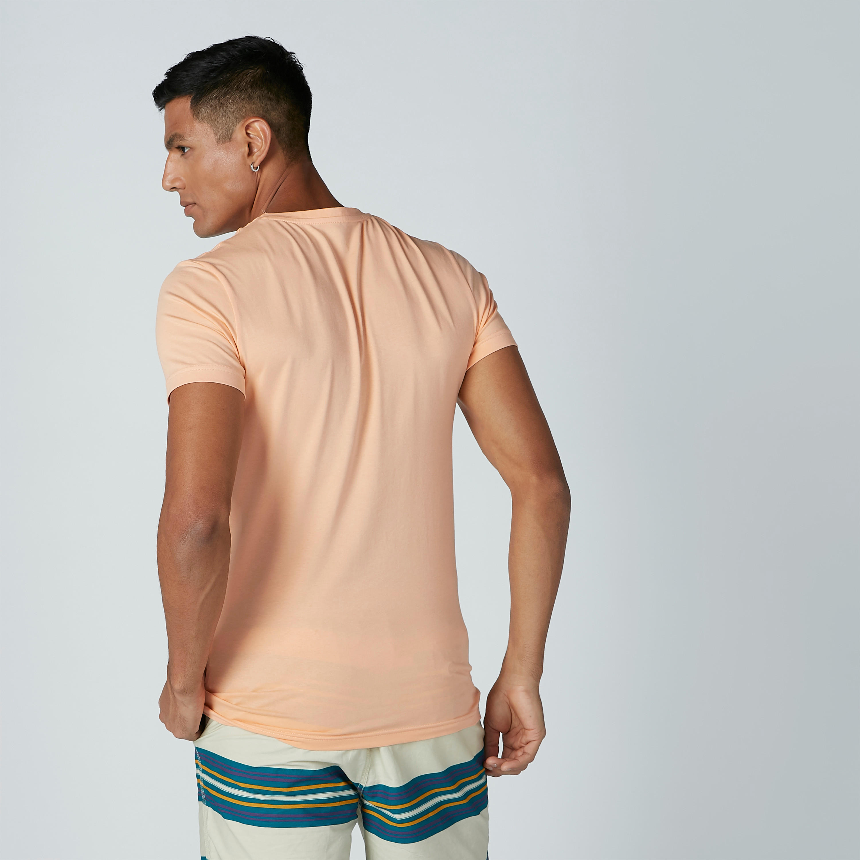 تيشيرت بأكمام قصيرة وياقة مستديرة وطبعات من لي كوبر-men-clothing-tshirtsandpolos-tshirts-image-3