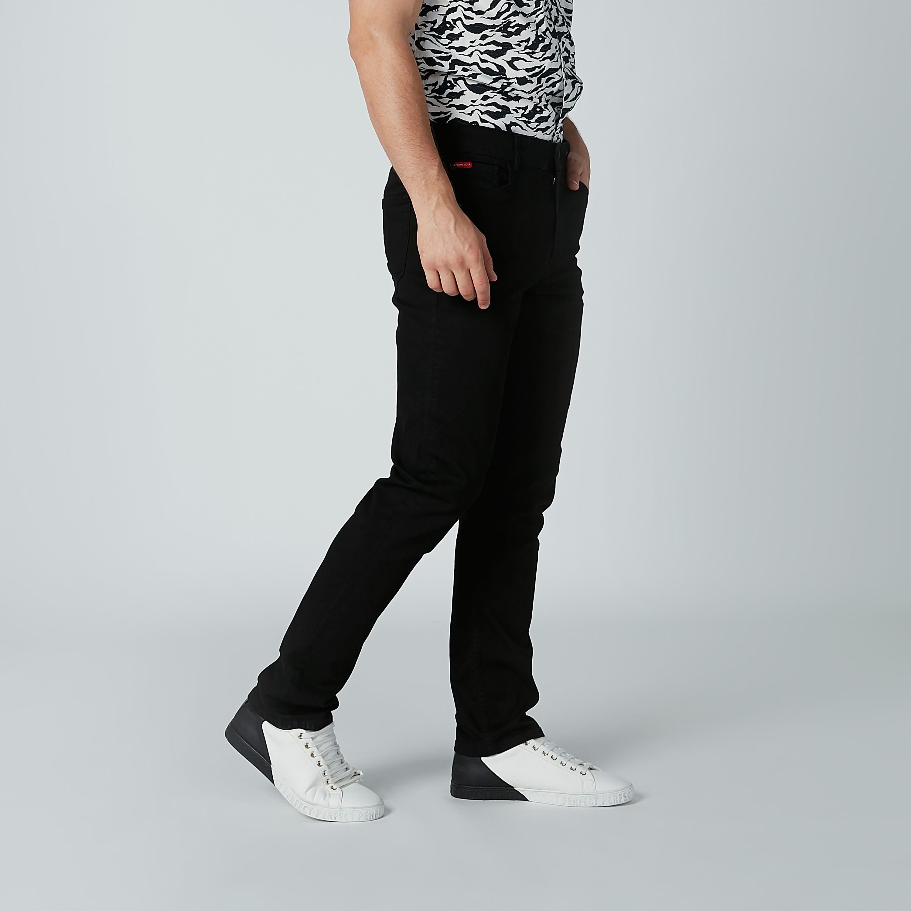 بنطال جينز بجيوب وحلقات للحزام من لي كوبر-men-clothing-bottoms-jeans-image-1