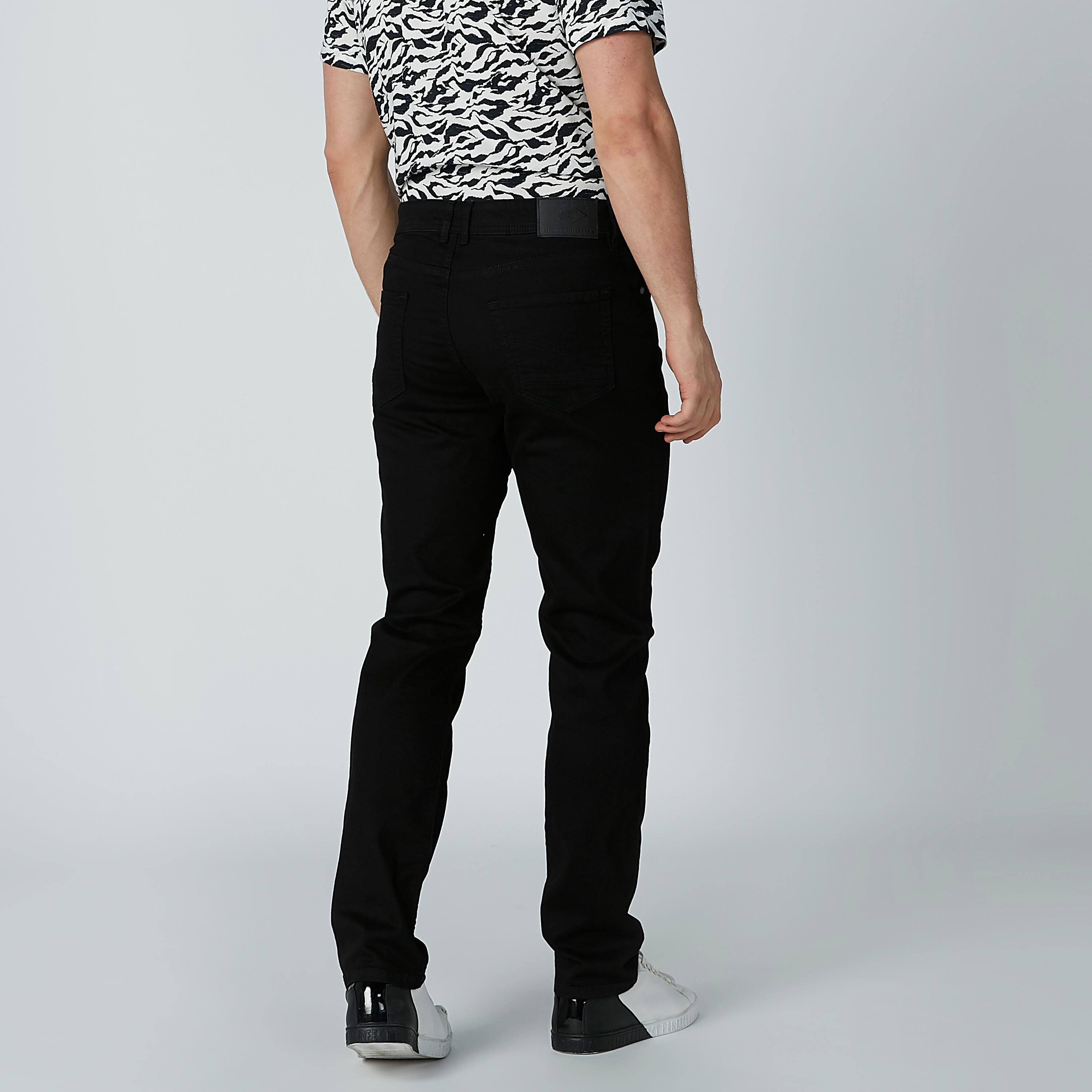 بنطال جينز بجيوب وحلقات للحزام من لي كوبر-men-clothing-bottoms-jeans-image-5