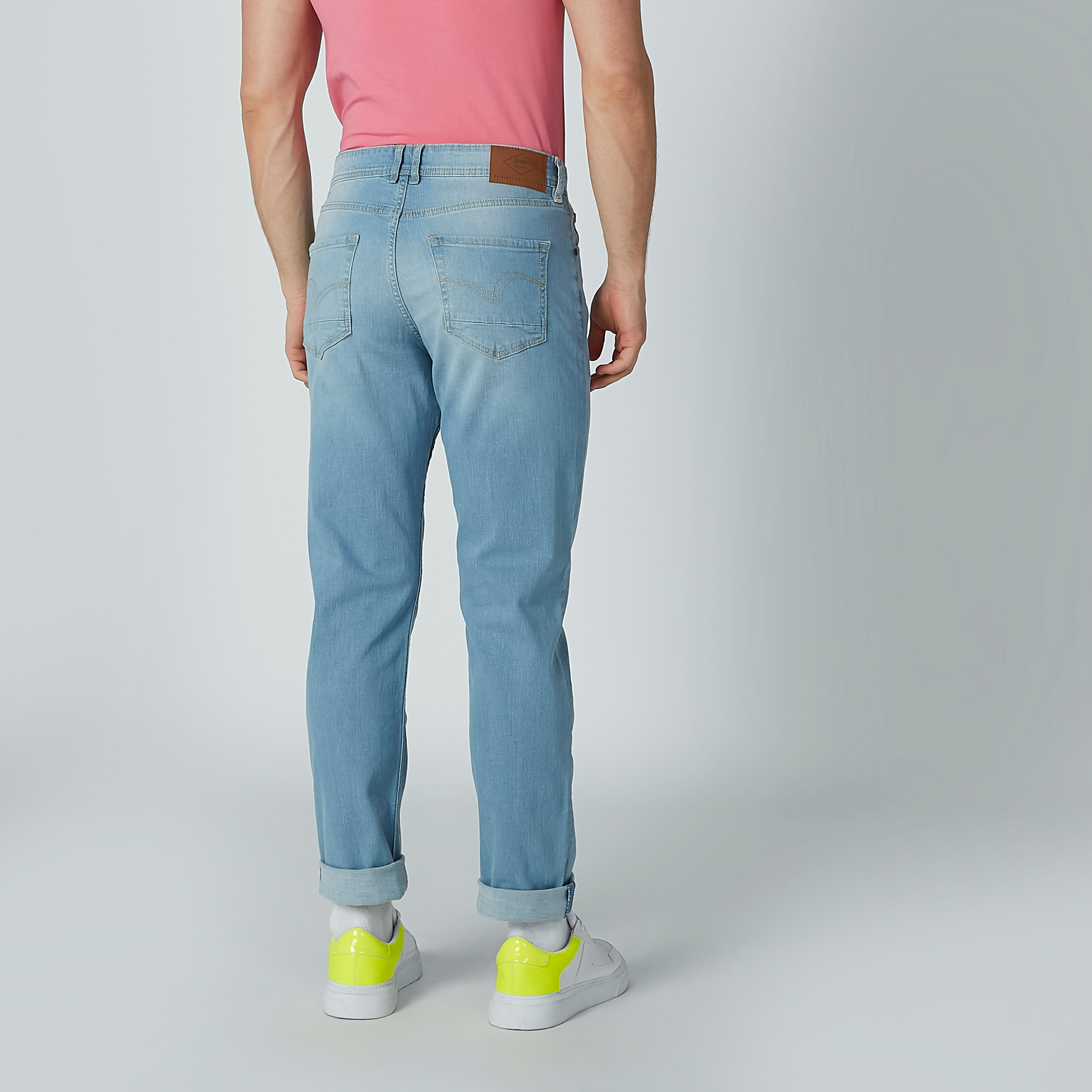 بنطال جينز سادة بجيوب من لي كوبر-men-clothing-bottoms-jeans-image-4