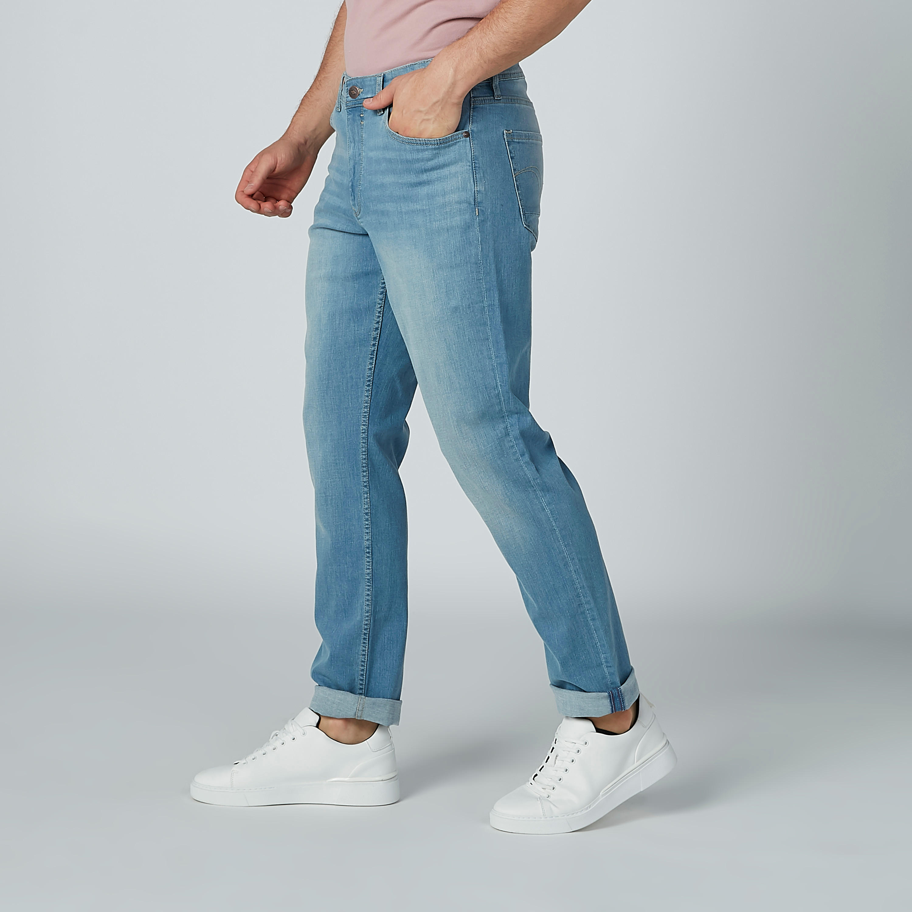 بنطال جينز سادة بجيوب من لي كوبر-men-clothing-bottoms-jeans-image-4