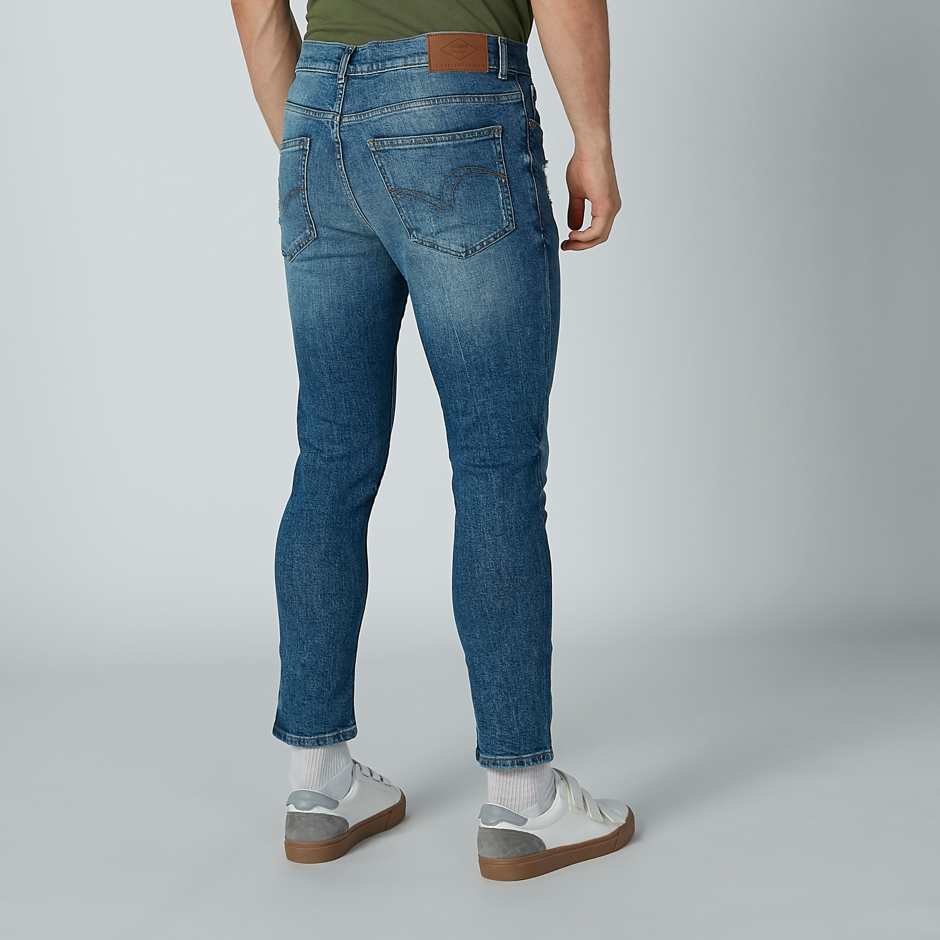 بنطال جينز بجيوب من لي كوبر-men-clothing-bottoms-jeans-image-1