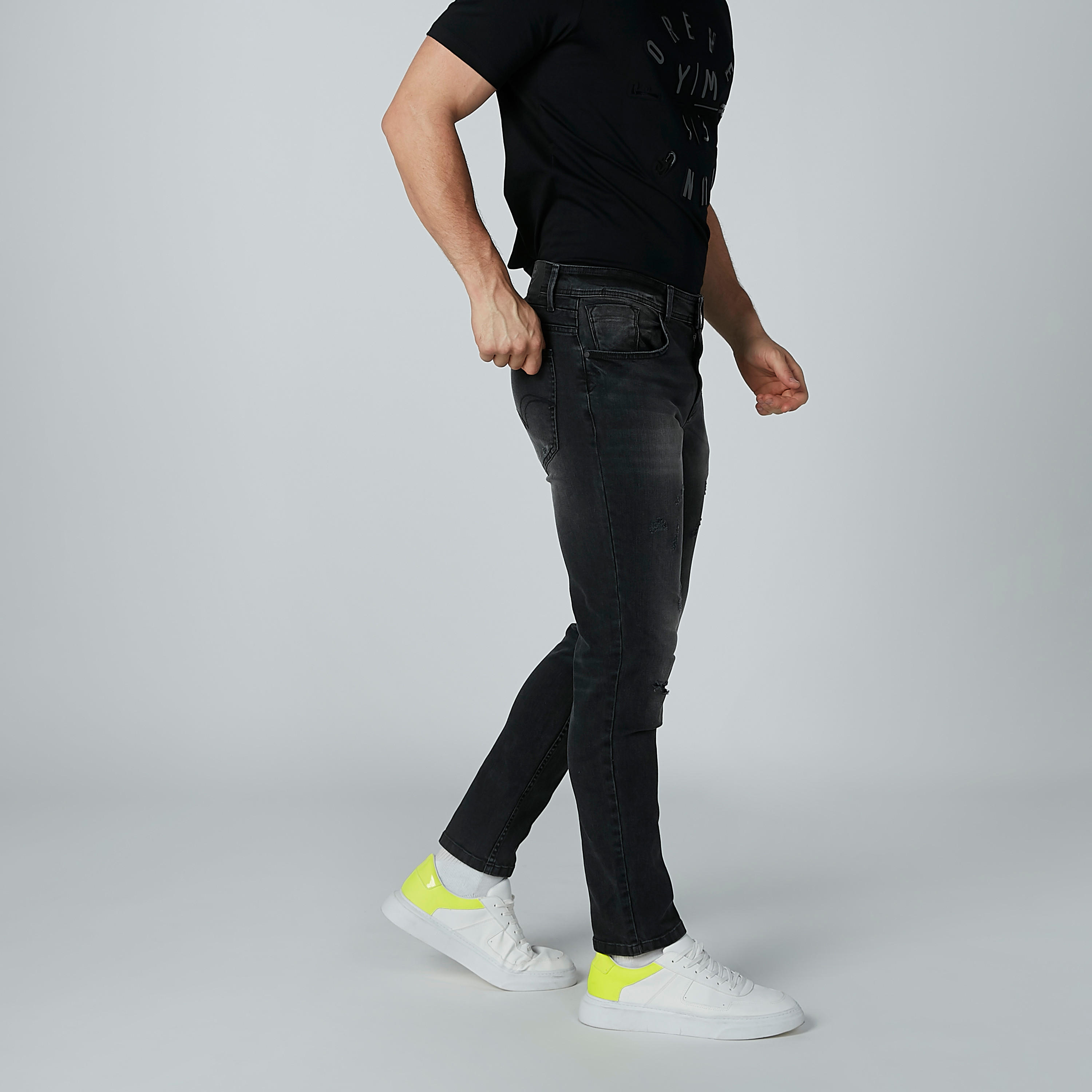 بنطال جينز ممزّق بجيوب من لي كوبر-men-clothing-bottoms-jeans-image-4