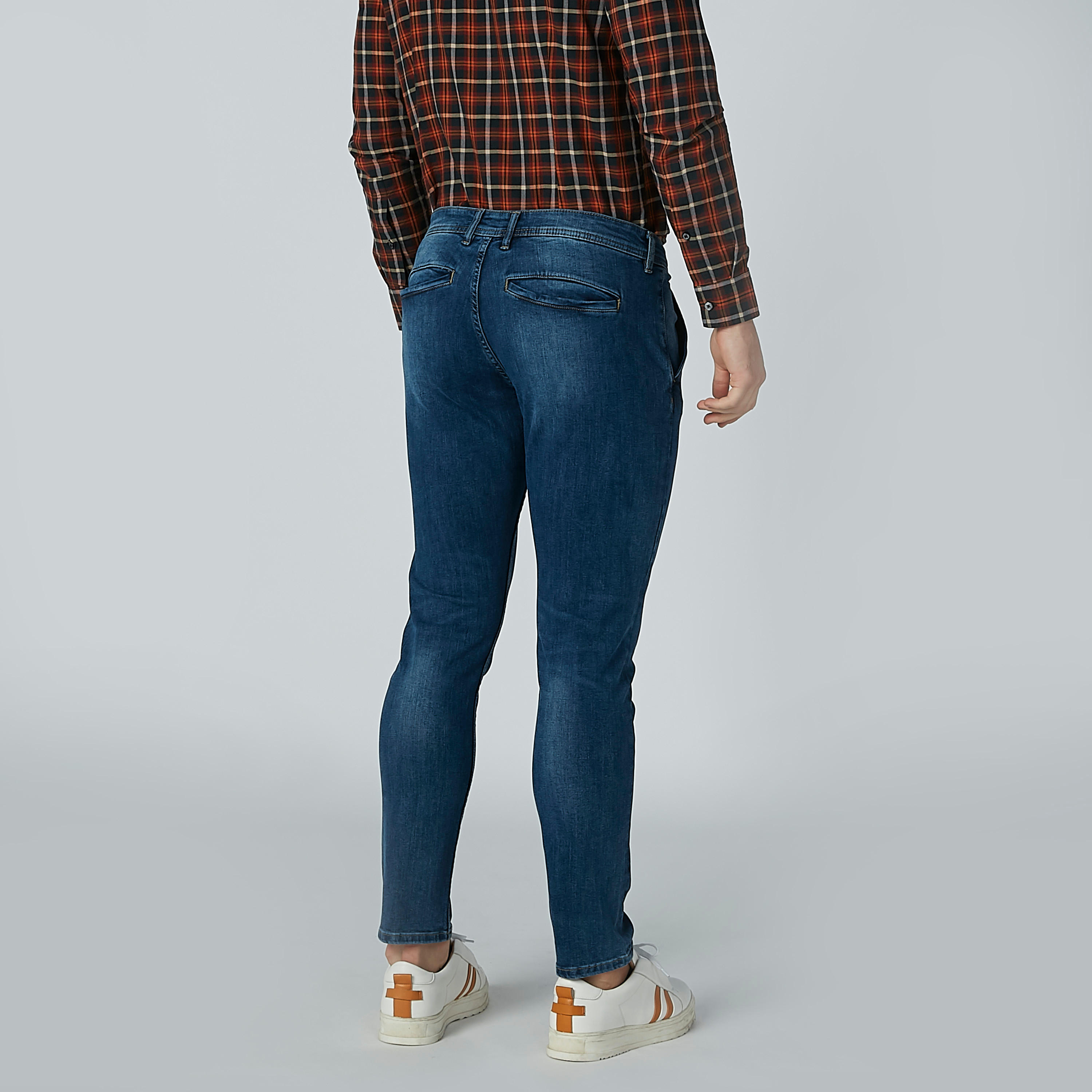 بنطال جيز طويل بجيوب وحلقات للحزام من لي كوبر-men-clothing-bottoms-jeans-image-5
