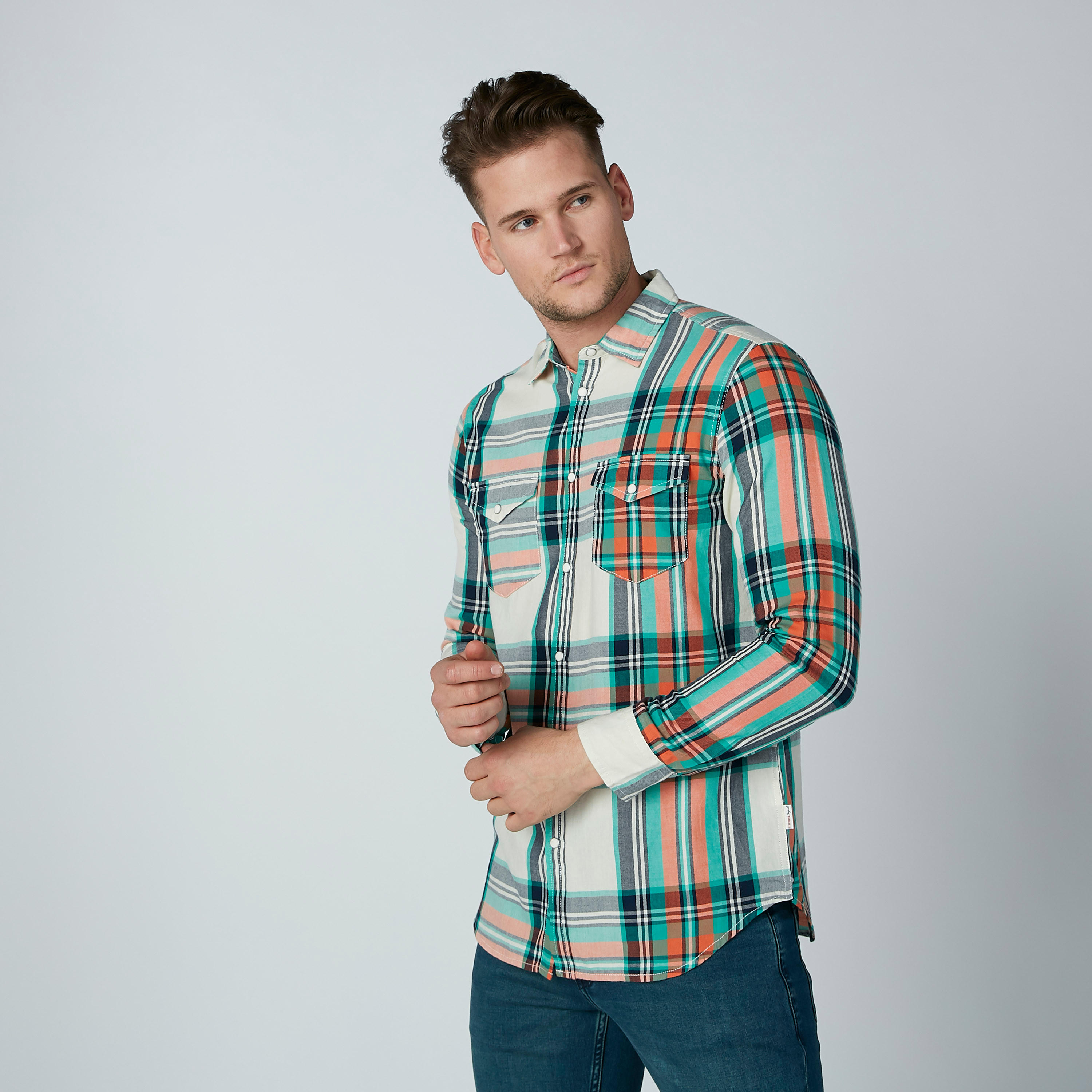 قميص كاروهات بأكمام طويلة وجيوب من لي كوبر-men-clothing-shirts-image-4