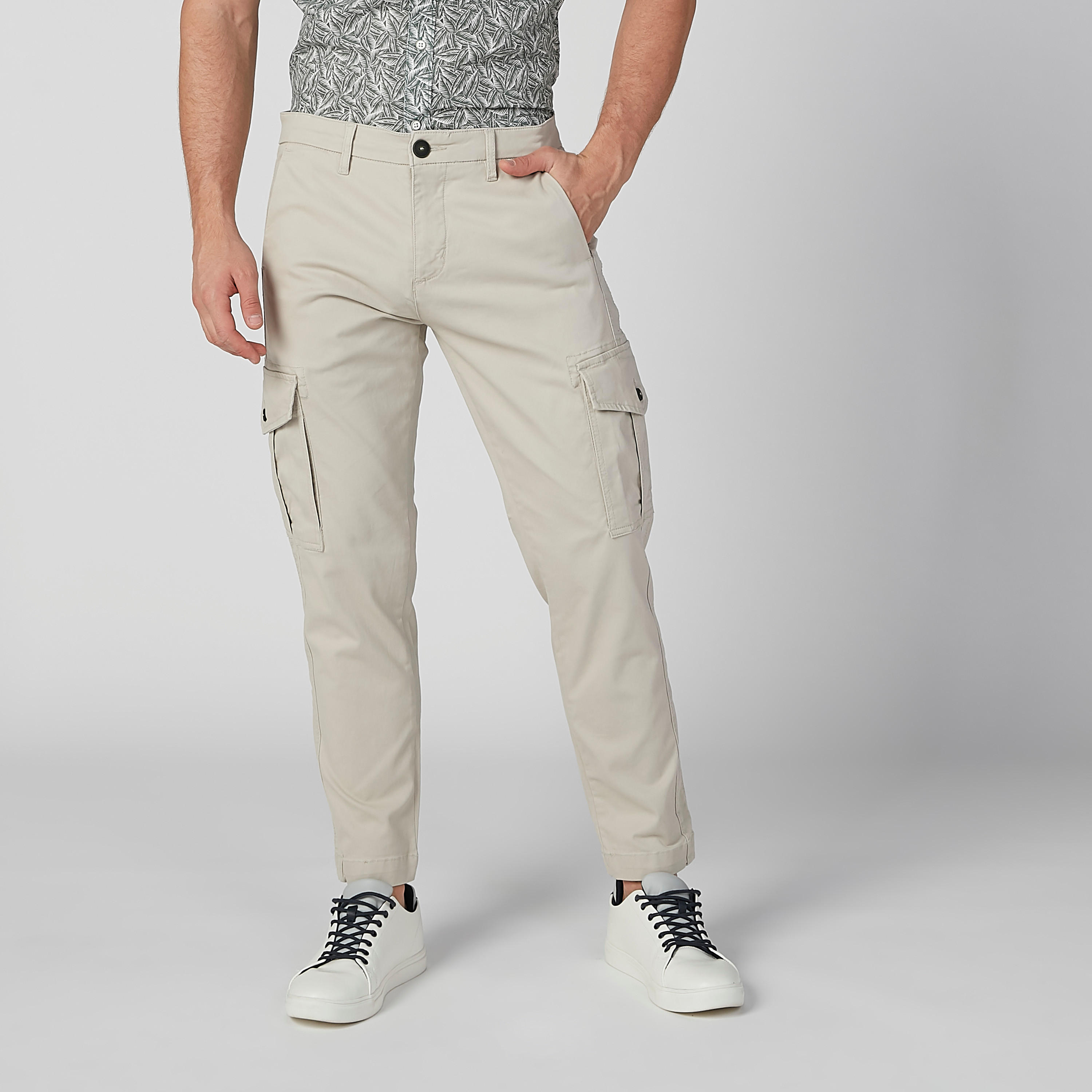 بنطال شينو بجيوب وحلقات للحزام من لي كوبر-men-clothing-bottoms-trousersandchinos-trousers-image-3