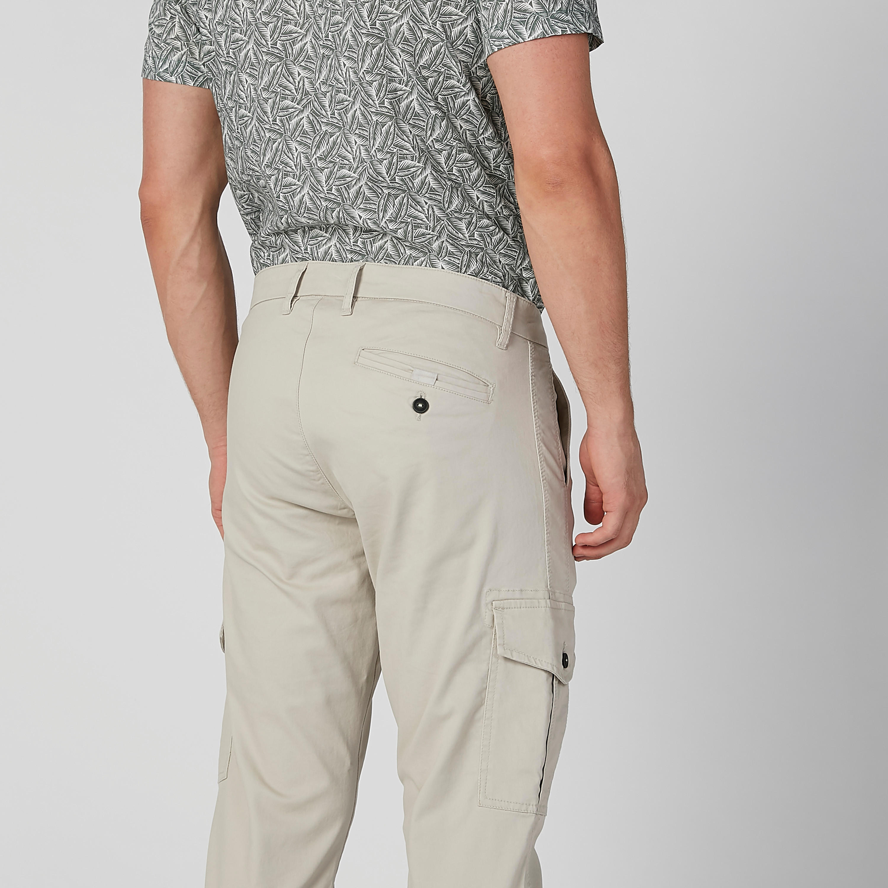 بنطال شينو بجيوب وحلقات للحزام من لي كوبر-men-clothing-bottoms-trousersandchinos-trousers-image-5