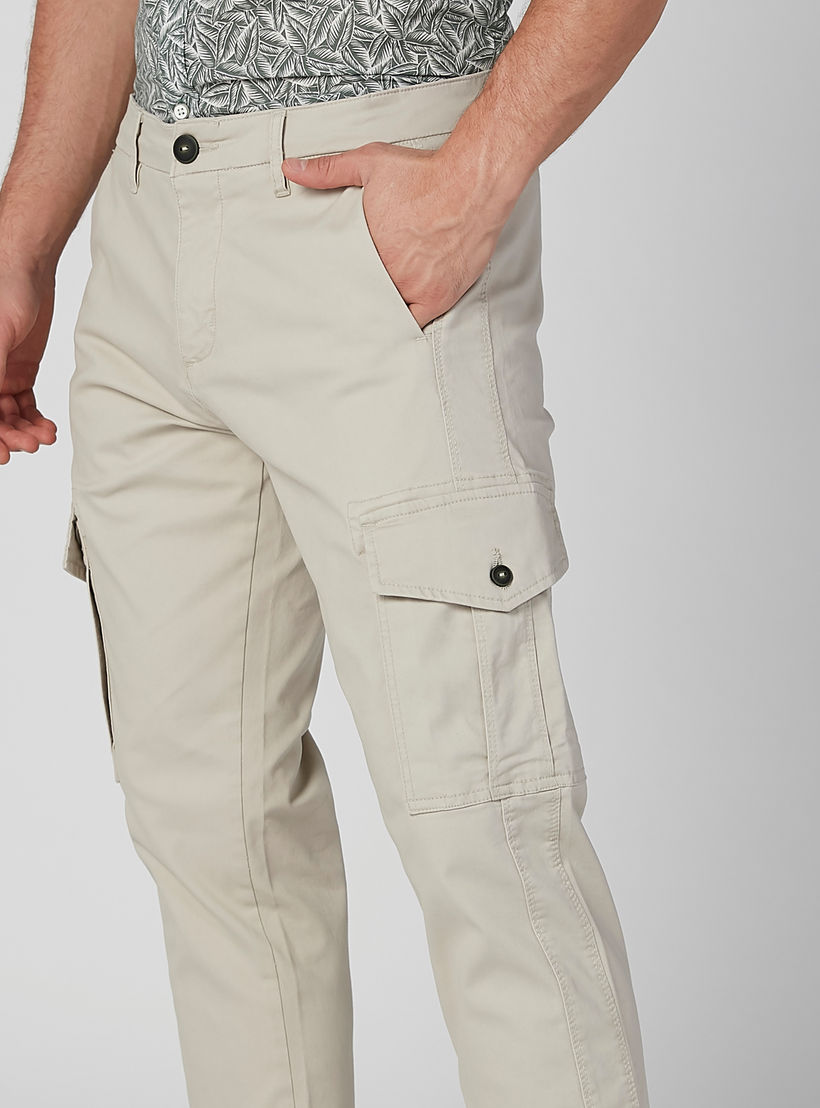 بنطال شينو بجيوب وحلقات للحزام من لي كوبر-men-clothing-bottoms-trousersandchinos-trousers-image-6