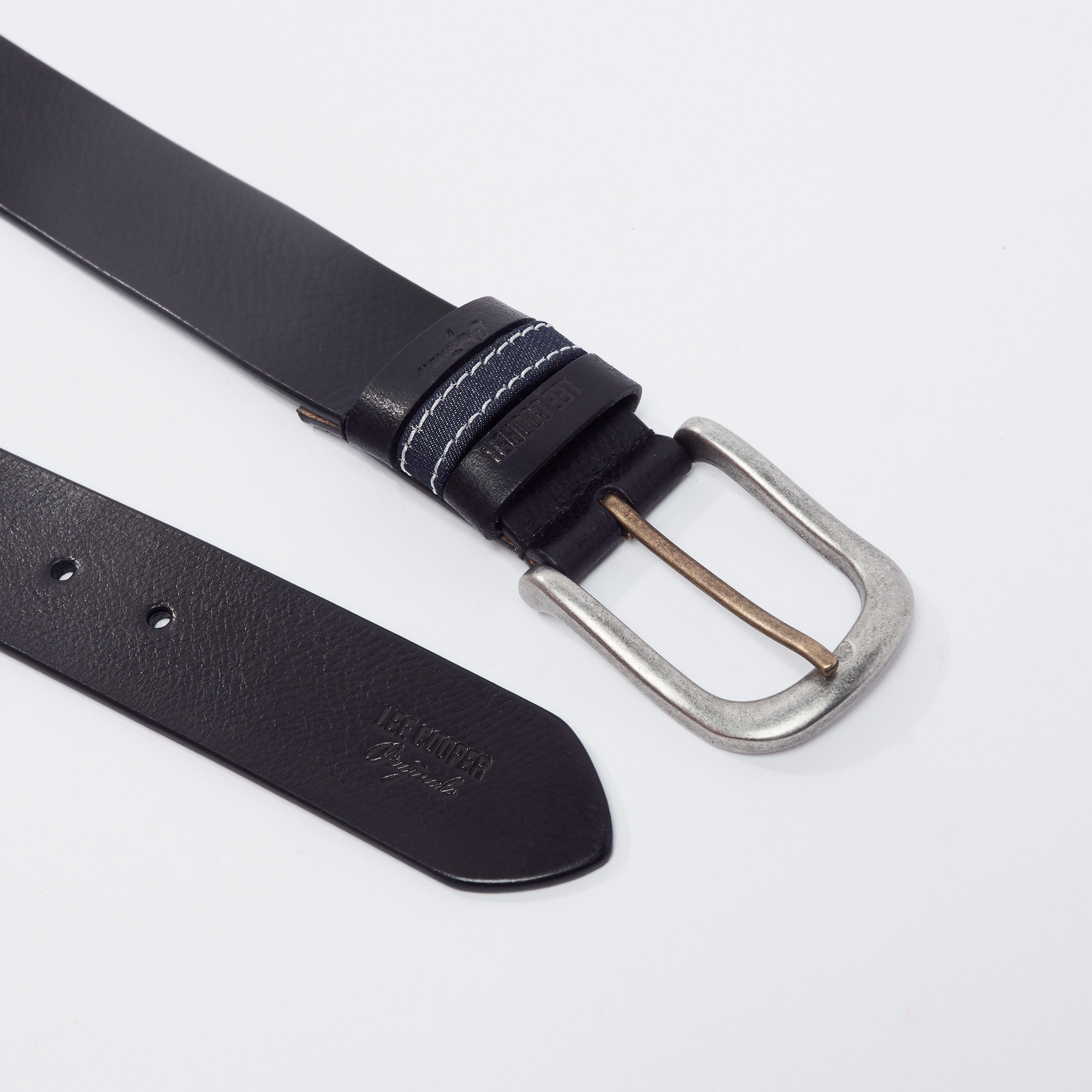 حزام بارز الملمس بإبزيم بدبوس من لي كوبر-men-beltsandwallets-belts-image-3