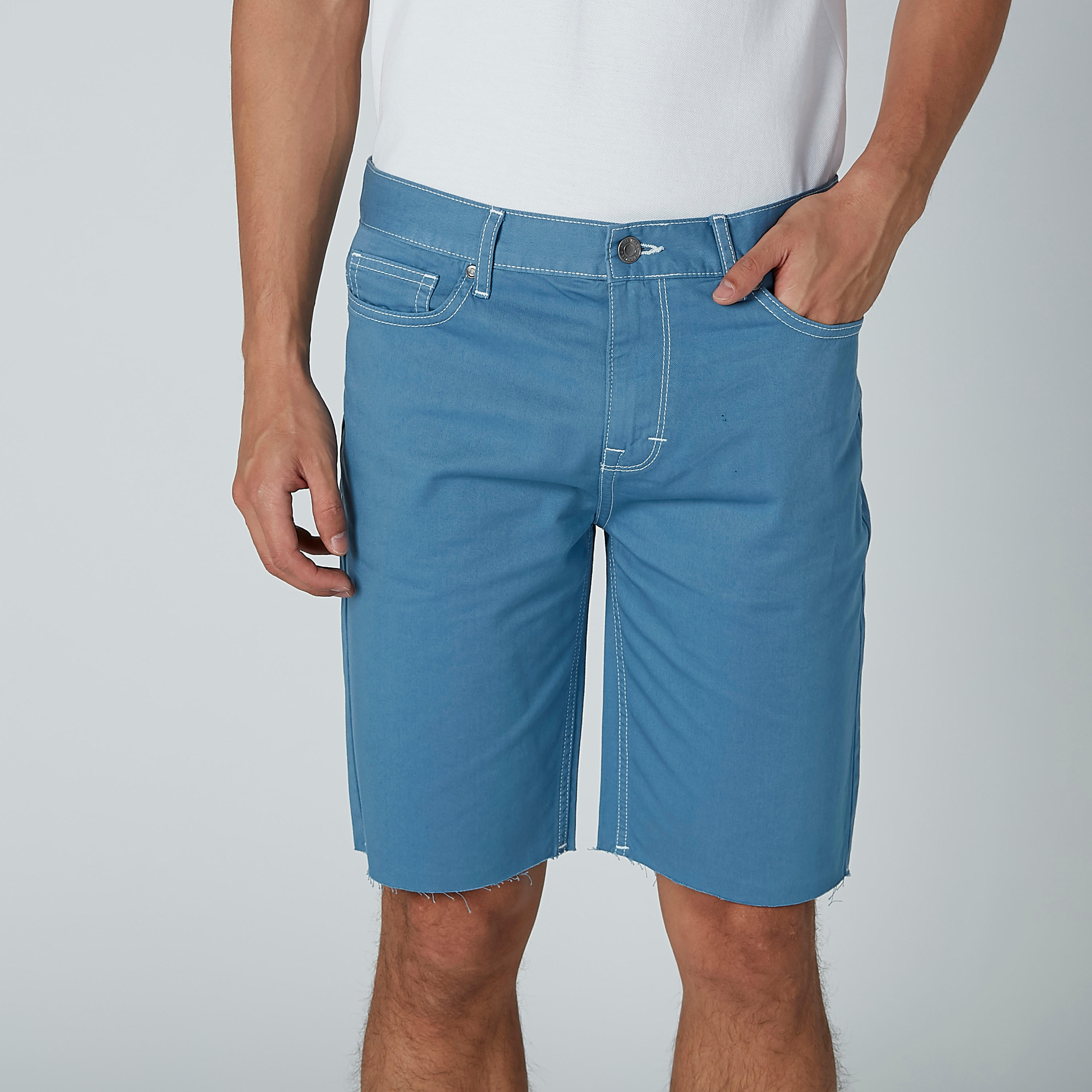 شورت بجيوب ودرزات من لي كوبر-men-clothing-bottoms-shorts-image-1