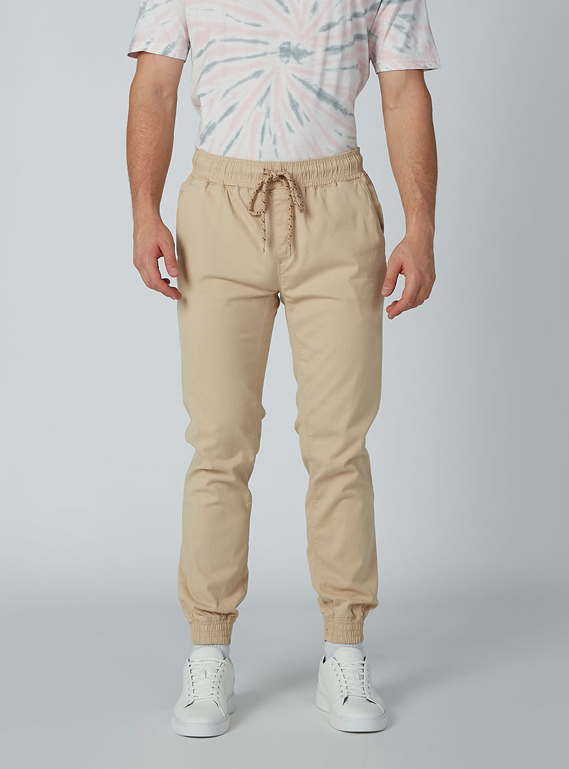 بنطال طويل بجيوب ورباط من لي كوبر-men-clothing-bottoms-trousersandchinos-trousers-image-3