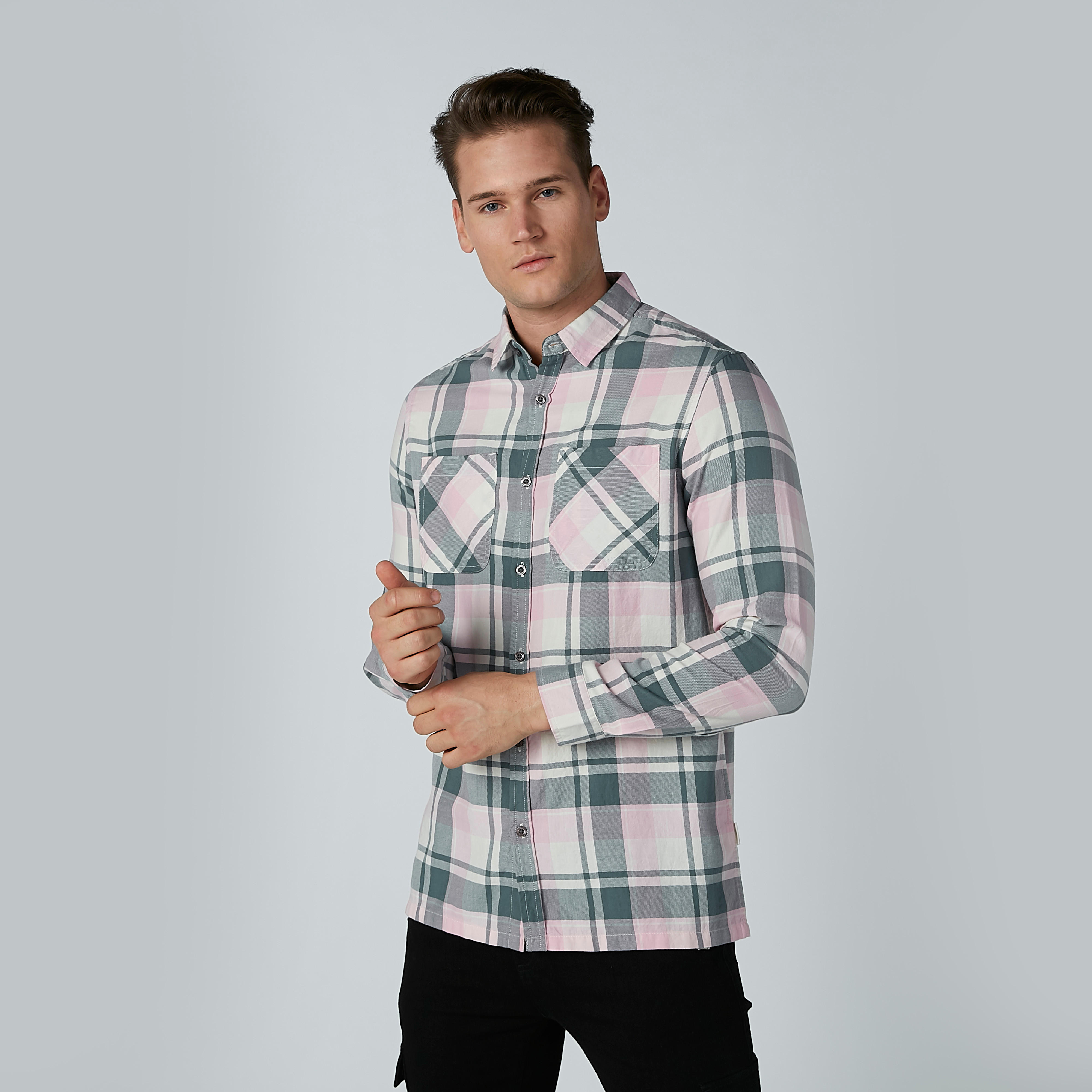 قميص كاروهات بأكمام طويلة وجيوب-men-clothing-shirts-image-1