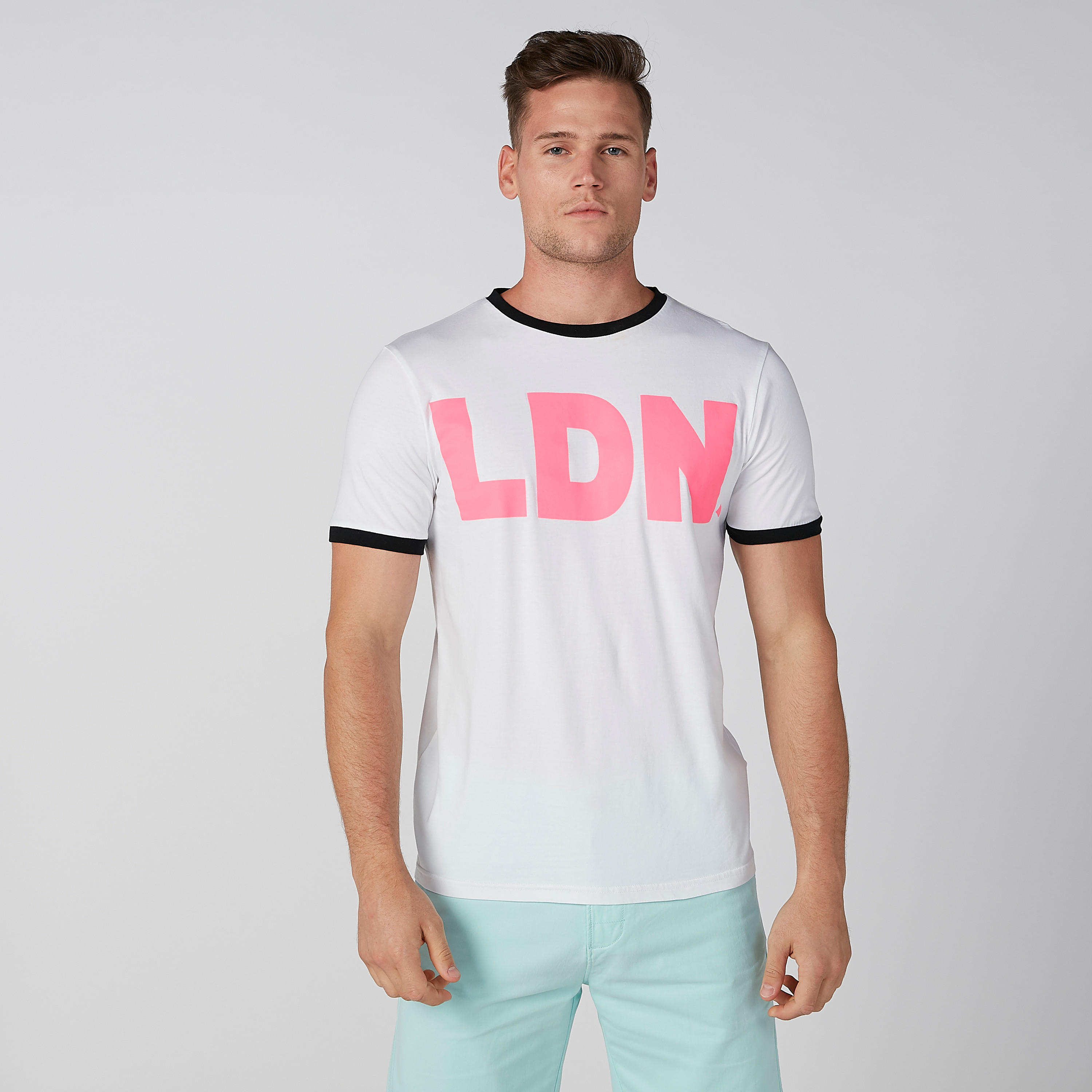 تيشيرت بياقة مستديرة وأكمام قصيرة وطبعات من لي كوبر-men-clothing-tshirtsandpolos-tshirts-image-3