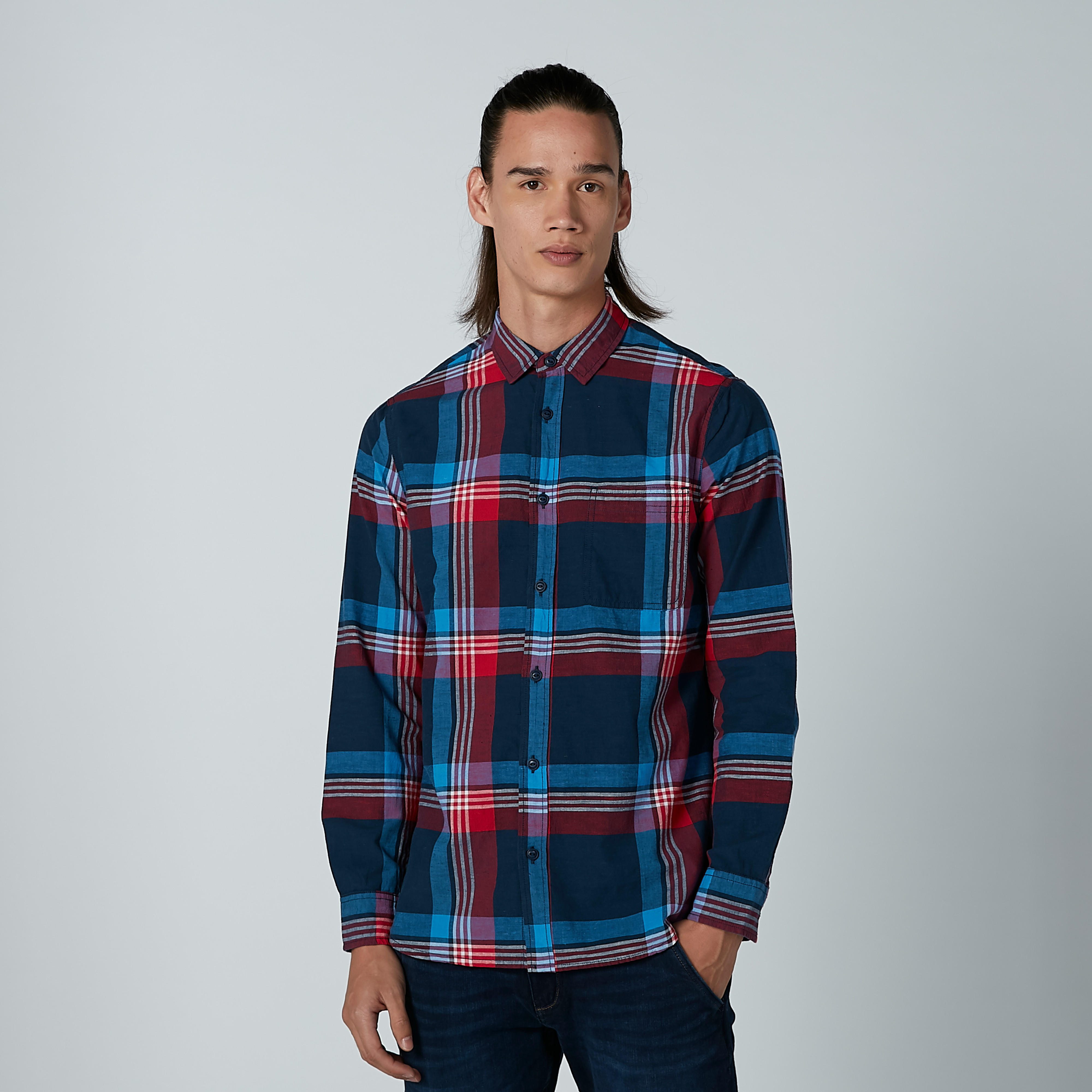 قميص كاروهات بياقة عاديّة وأكمام طويلة من لي كوبر-men-clothing-shirts-image-2