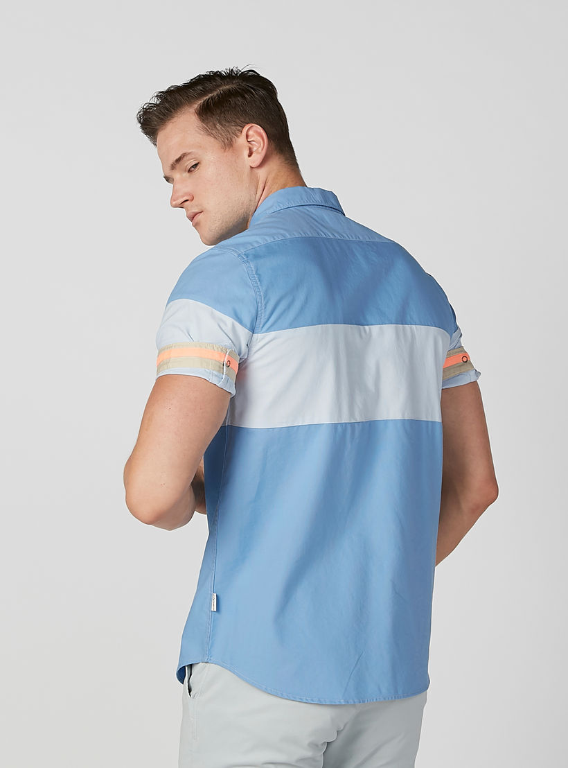 قميص مقلّم بياقة عاديّة وأكمام قصيرة من لي كوبر-men-clothing-shirts-image-2