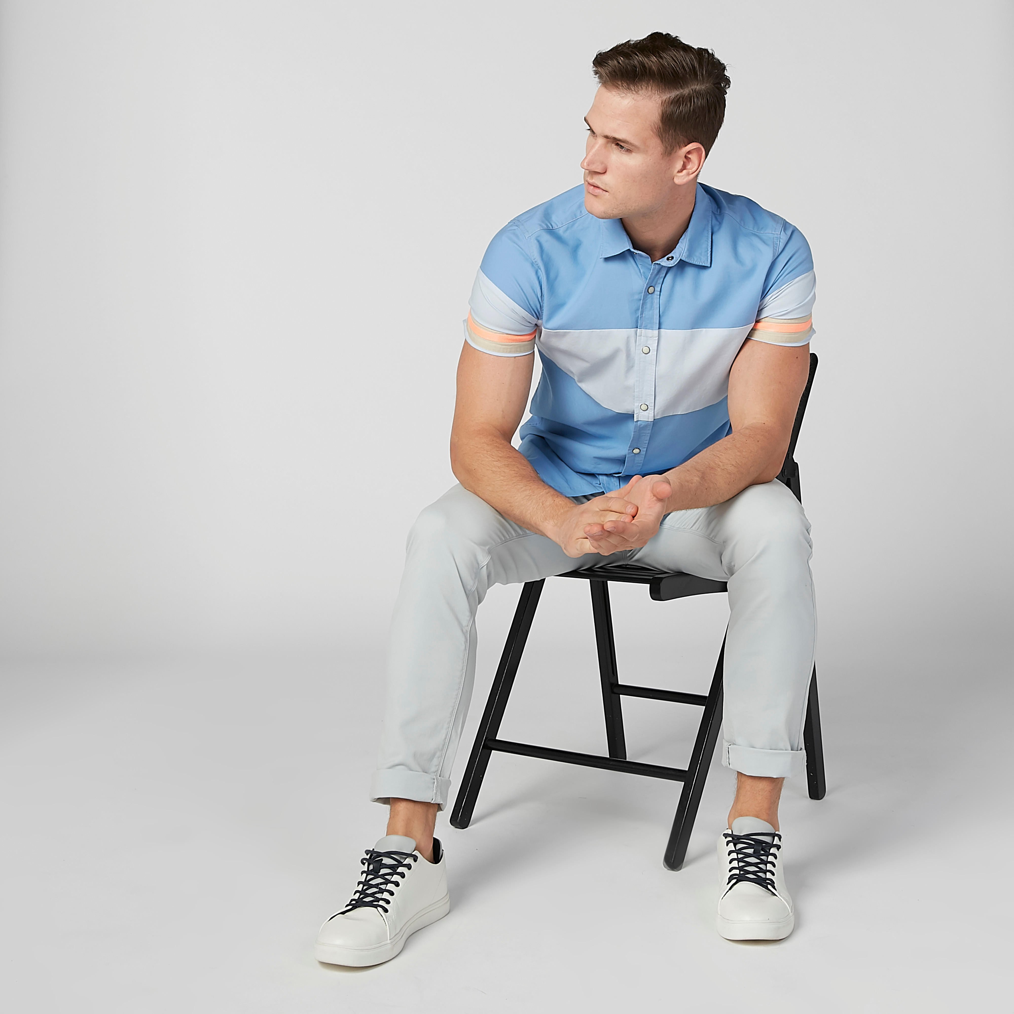 قميص مقلّم بياقة عاديّة وأكمام قصيرة من لي كوبر-men-clothing-shirts-image-5