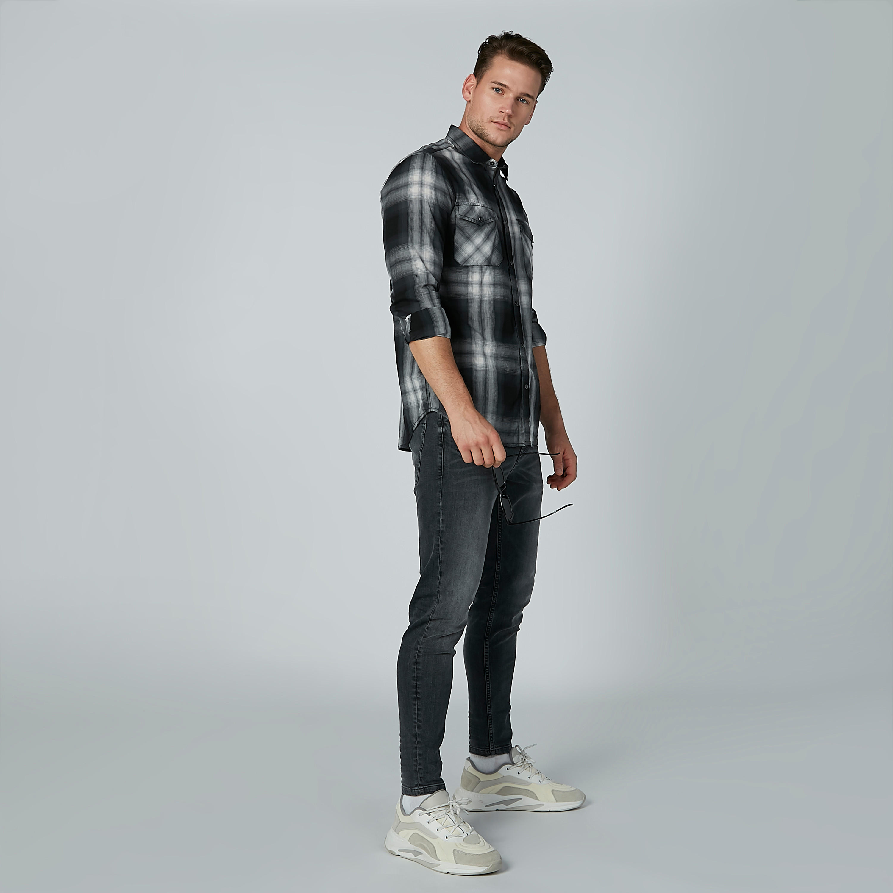 قميص كاروهات بأكمام طويلة وأزرار من لي كوبر-men-clothing-shirts-image-2