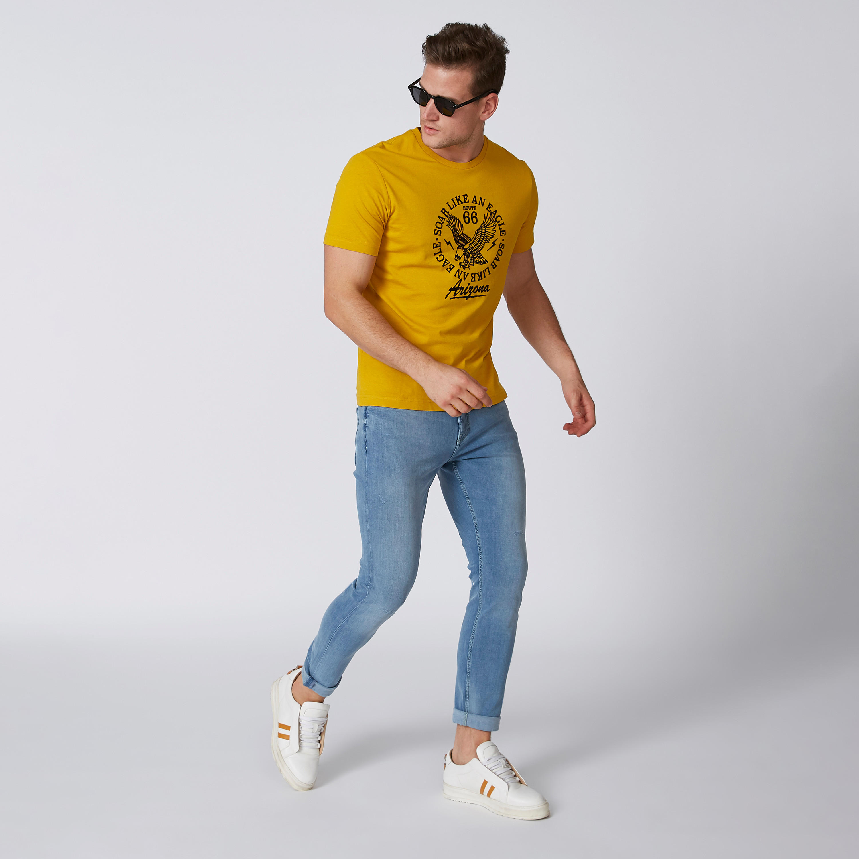 بنطال جينز طويل بقصّة سكيني وخصر متوسط الارتفاع وجيوب-men-clothing-bottoms-jeans-image-1