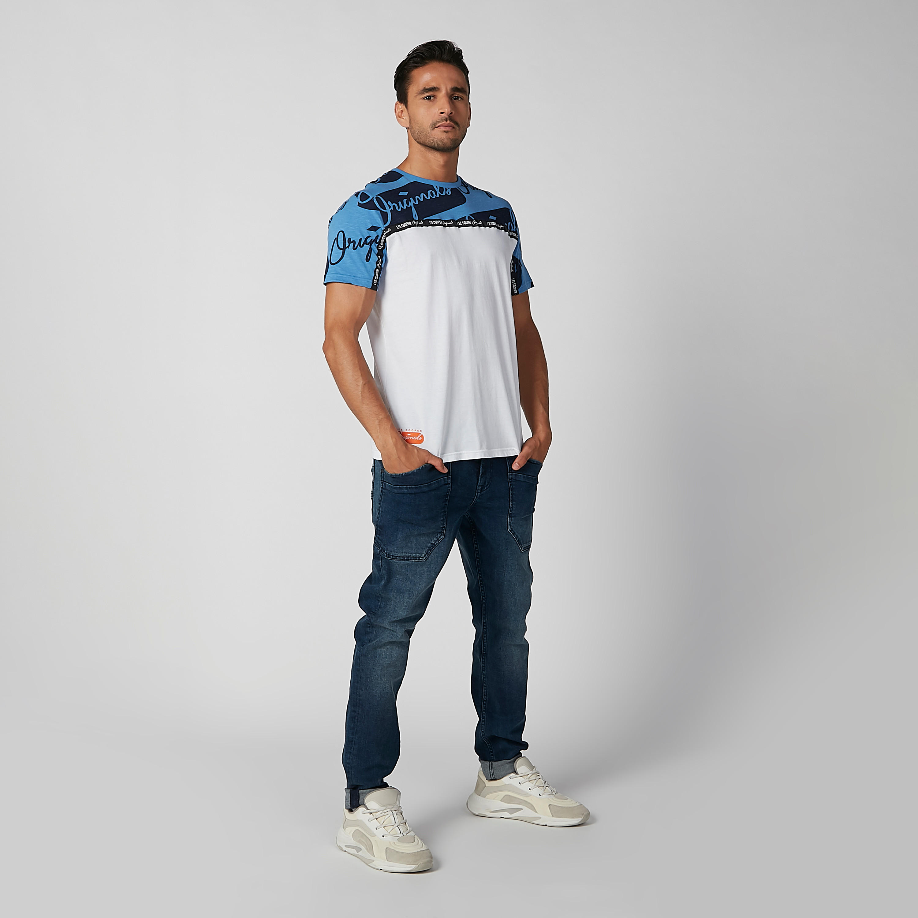 تيشيرت مستدام بياقة ضيّقة وأكمام قصيرة وطبعات -men-clothing-tshirtsandpolos-tshirts-image-1