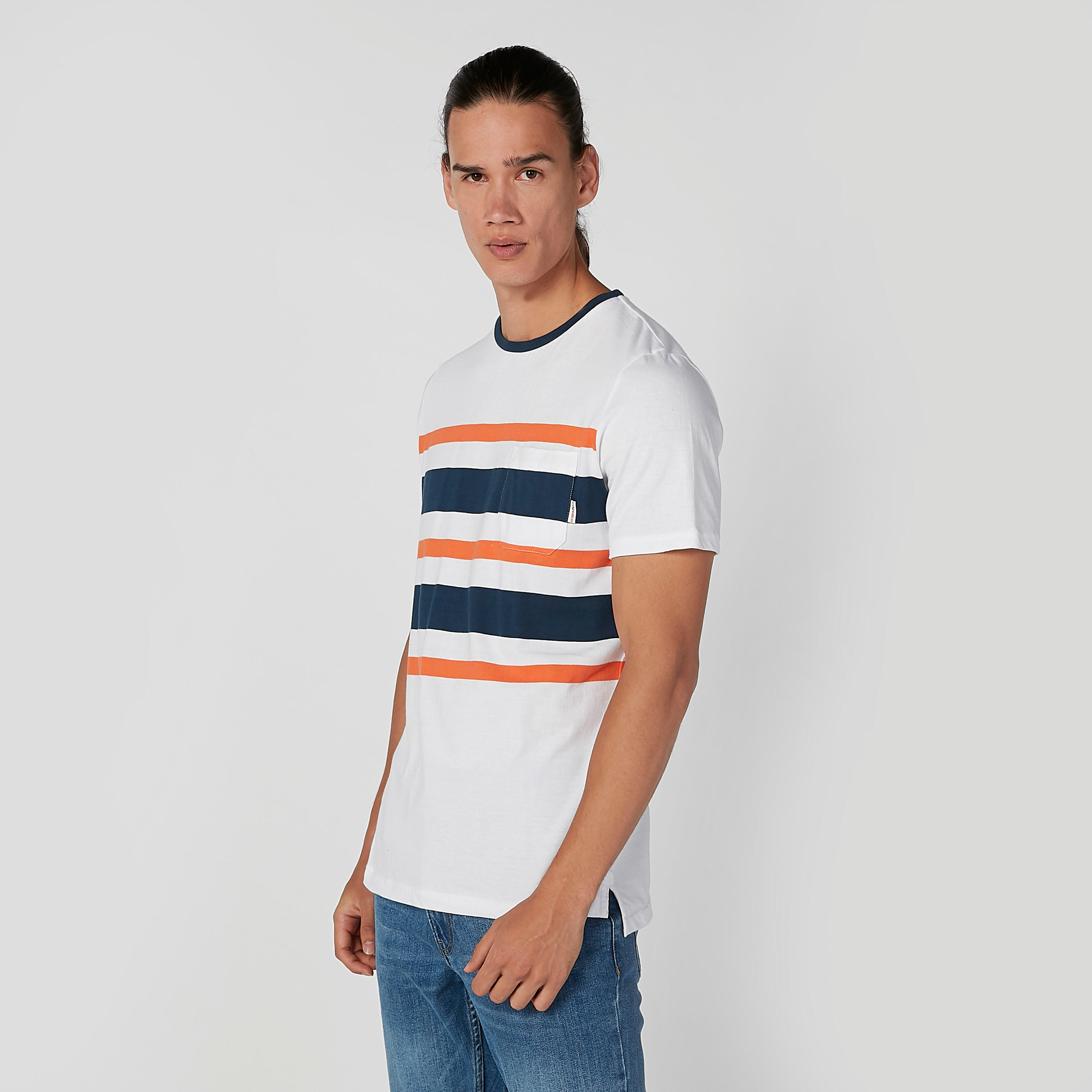 تيشيرت مستدام مقلّم بياقة ضيقة وأكمام قصيرة-men-clothing-tshirtsandpolos-tshirts-image-5