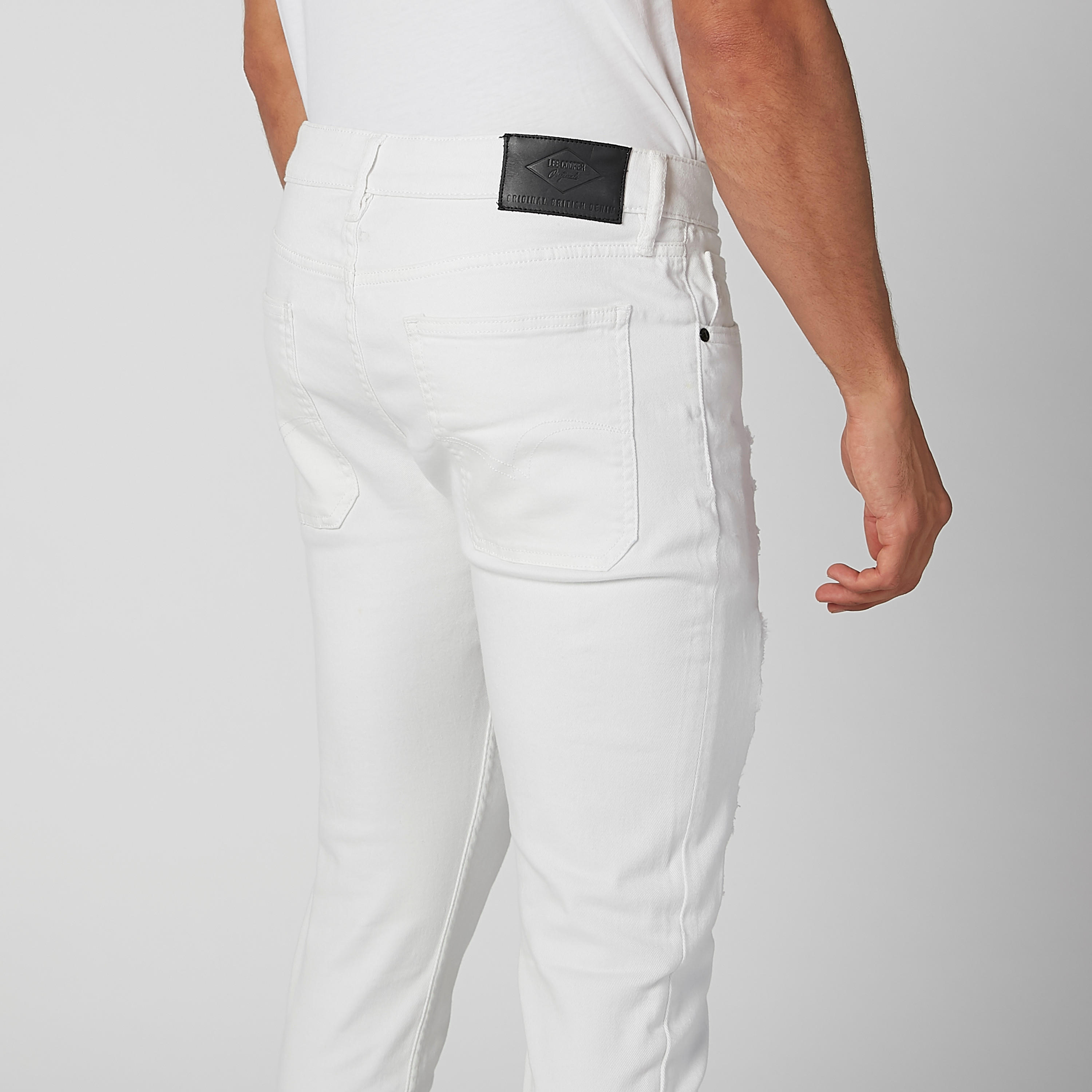 بنطلون جينز سكيني ممزق بخصر متوسط الارتفاع وجيوب-men-clothing-bottoms-jeans-image-4
