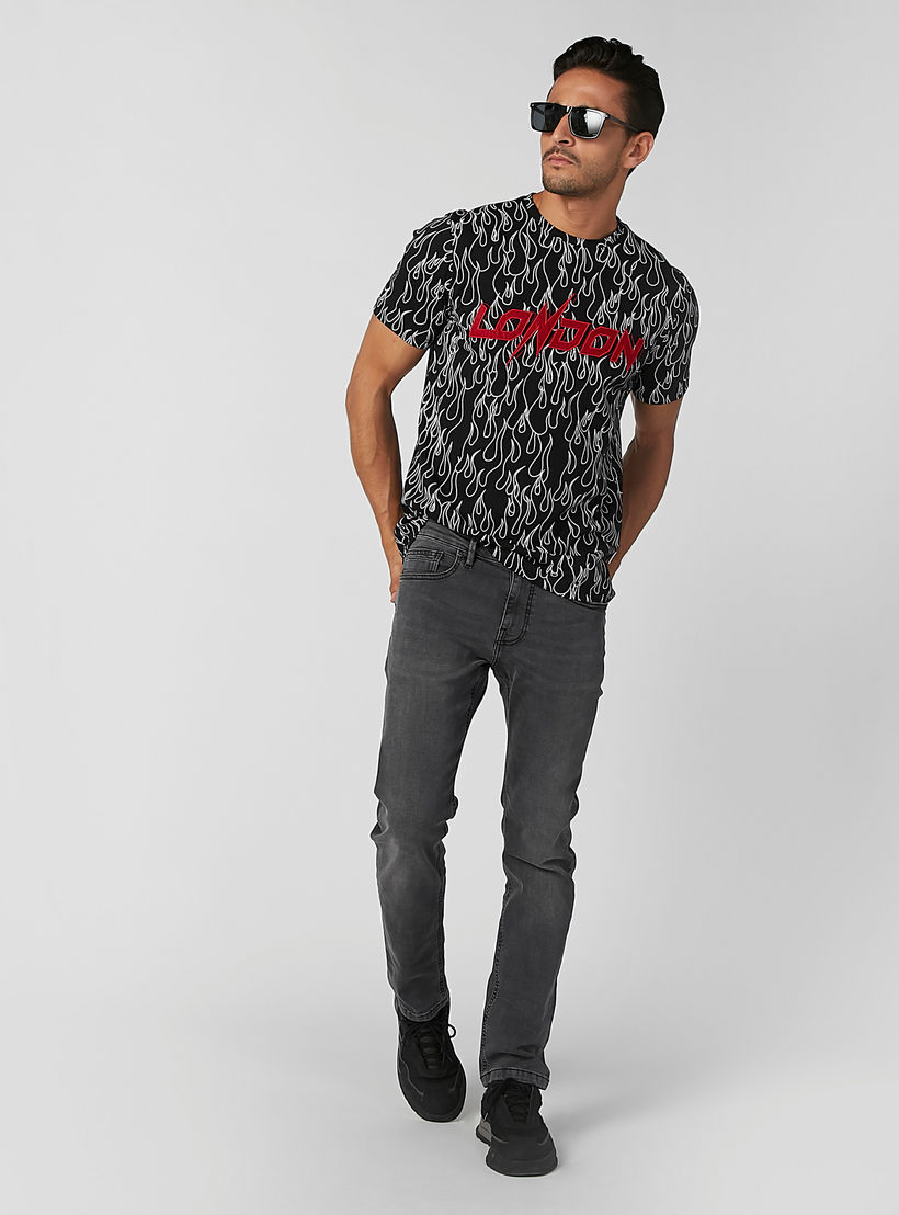 تيشيرت مستدام بياقة ضيّقة وأكمام قصيرة وطبعات-men-clothing-tshirtsandpolos-tshirts-image-3