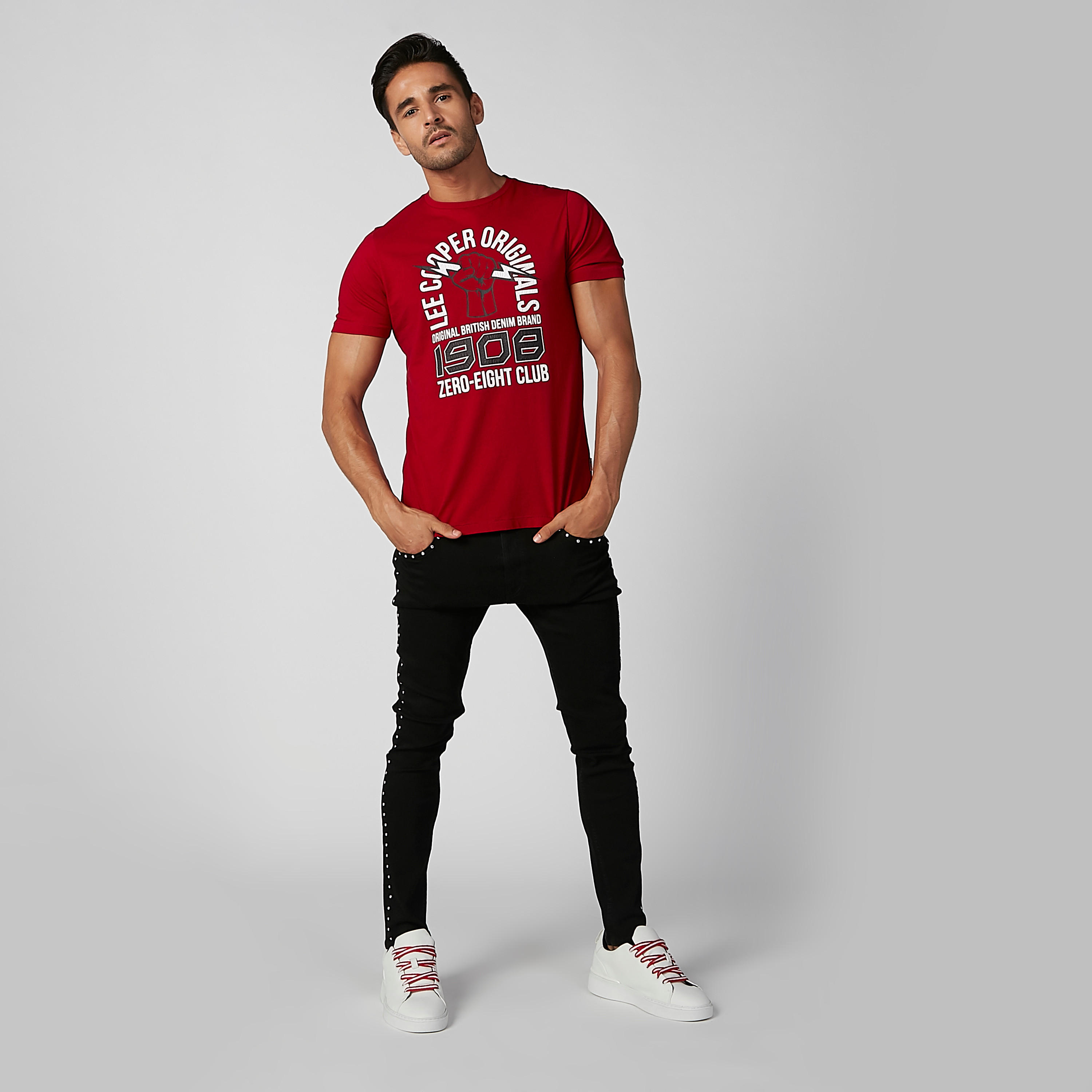 تيشيرت مستدام بياقة ضيّقة وأكمام قصيرة وطبعات -men-clothing-tshirtsandpolos-tshirts-image-1