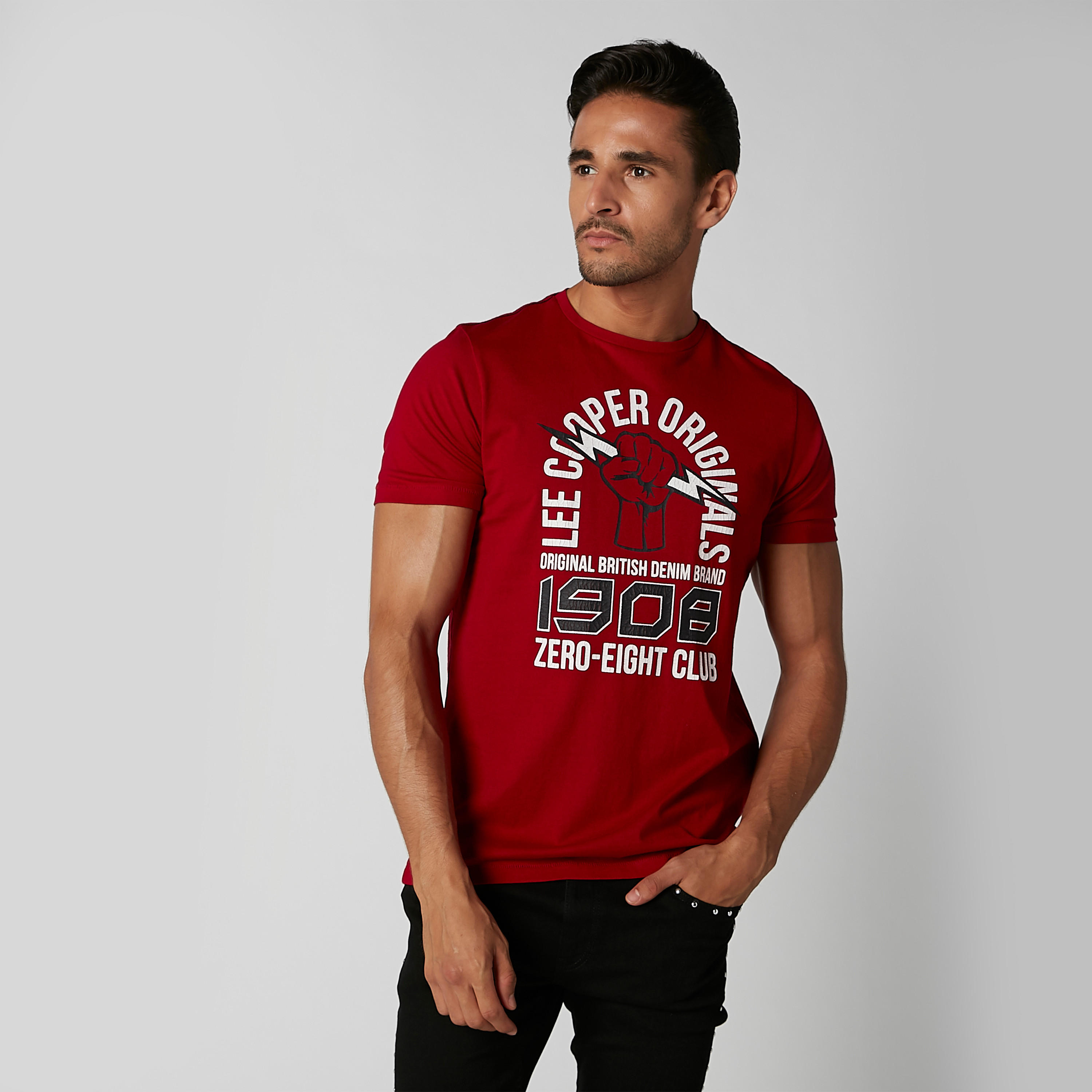 تيشيرت مستدام بياقة ضيّقة وأكمام قصيرة وطبعات -men-clothing-tshirtsandpolos-tshirts-image-2