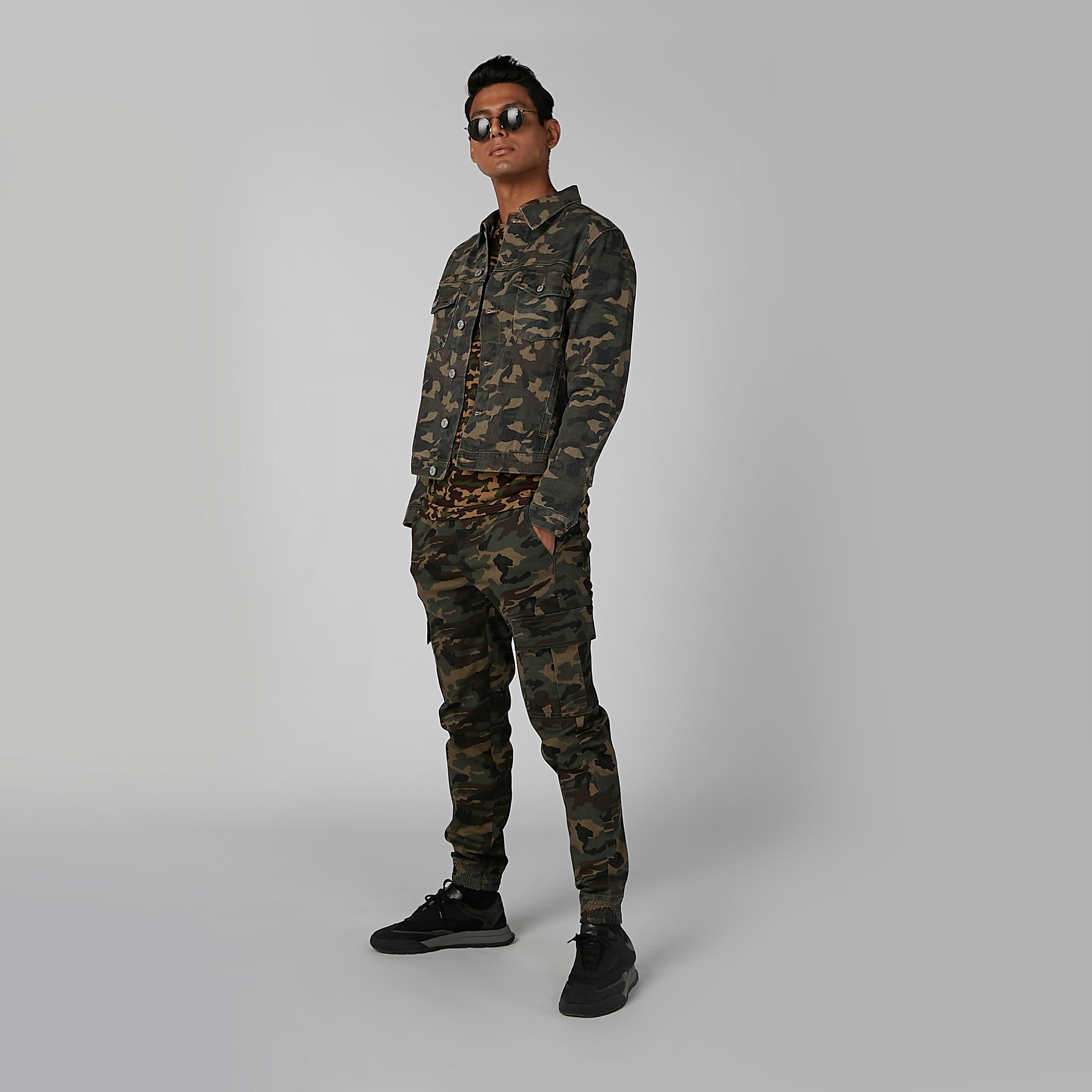 Sustainable Camouflage Printed Mid Waist Cuffed Pants with Pockets-men-clothing-bottoms-joggers-image-7