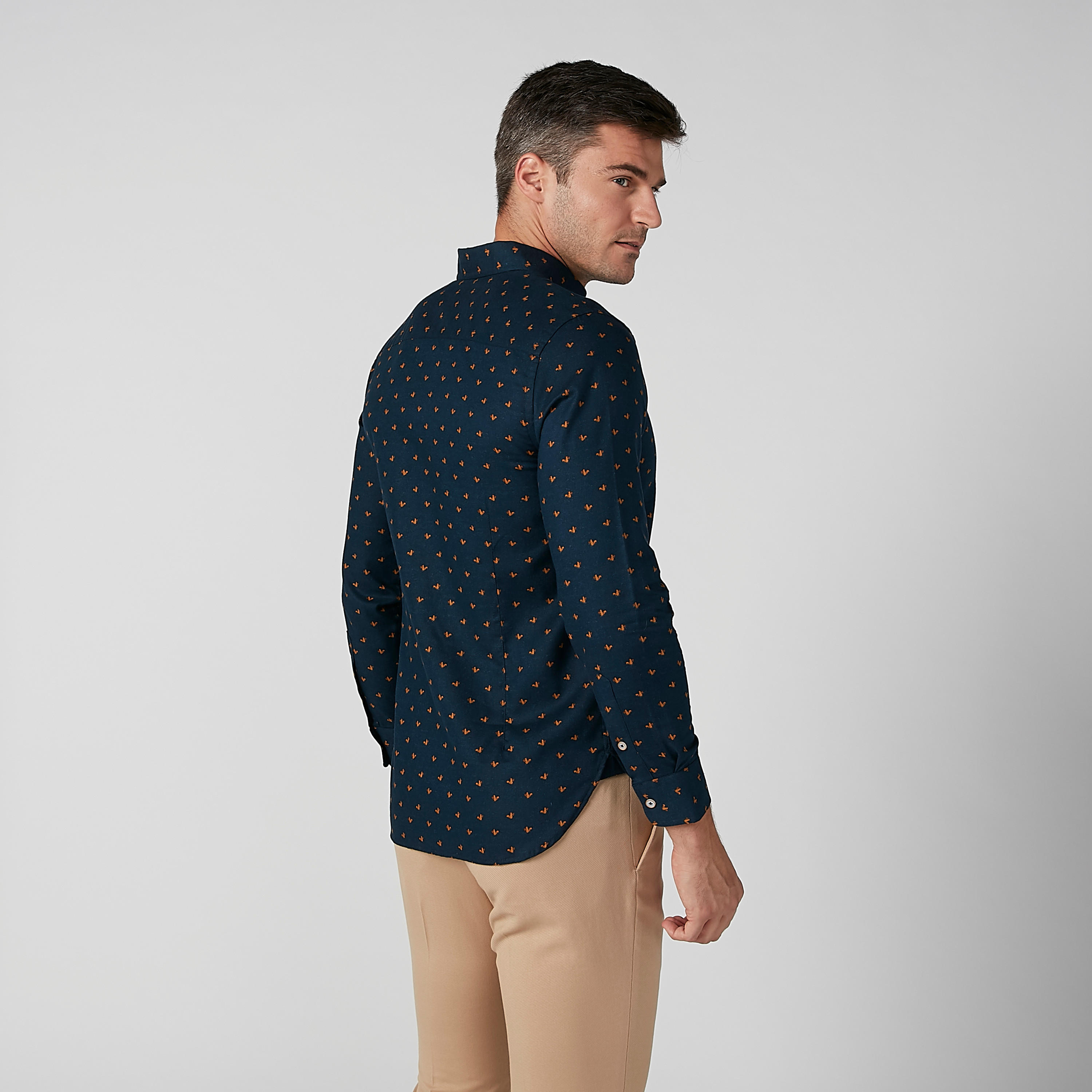قميص مستدام بأكمام طويلة وأزرار وطبعات -men-clothing-shirts-image-4