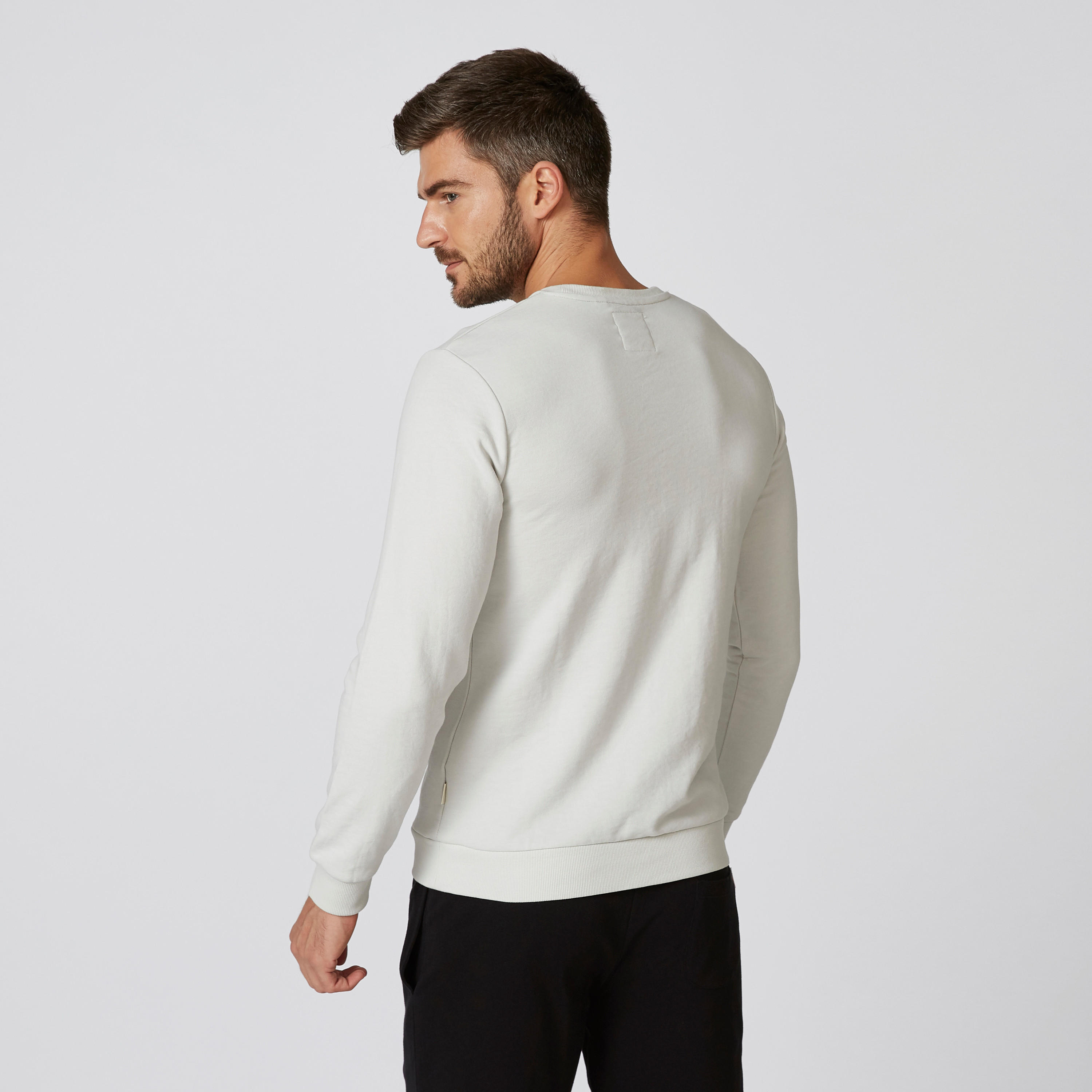 سويت شيرت مستدام سادة بأكمام طويلة من لي كوبر-men-winterwear-hoodiesandsweatshirts-image-2