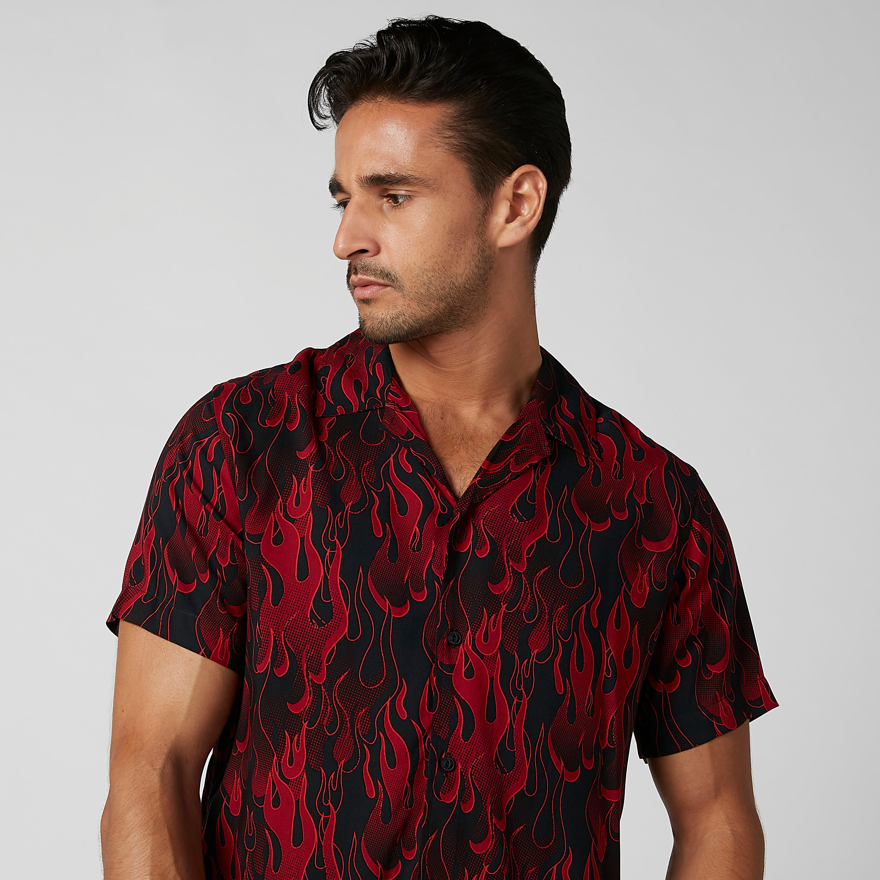قميص مستدام سليم بأكمام قصيرة وطبعات-men-clothing-shirts-image-3
