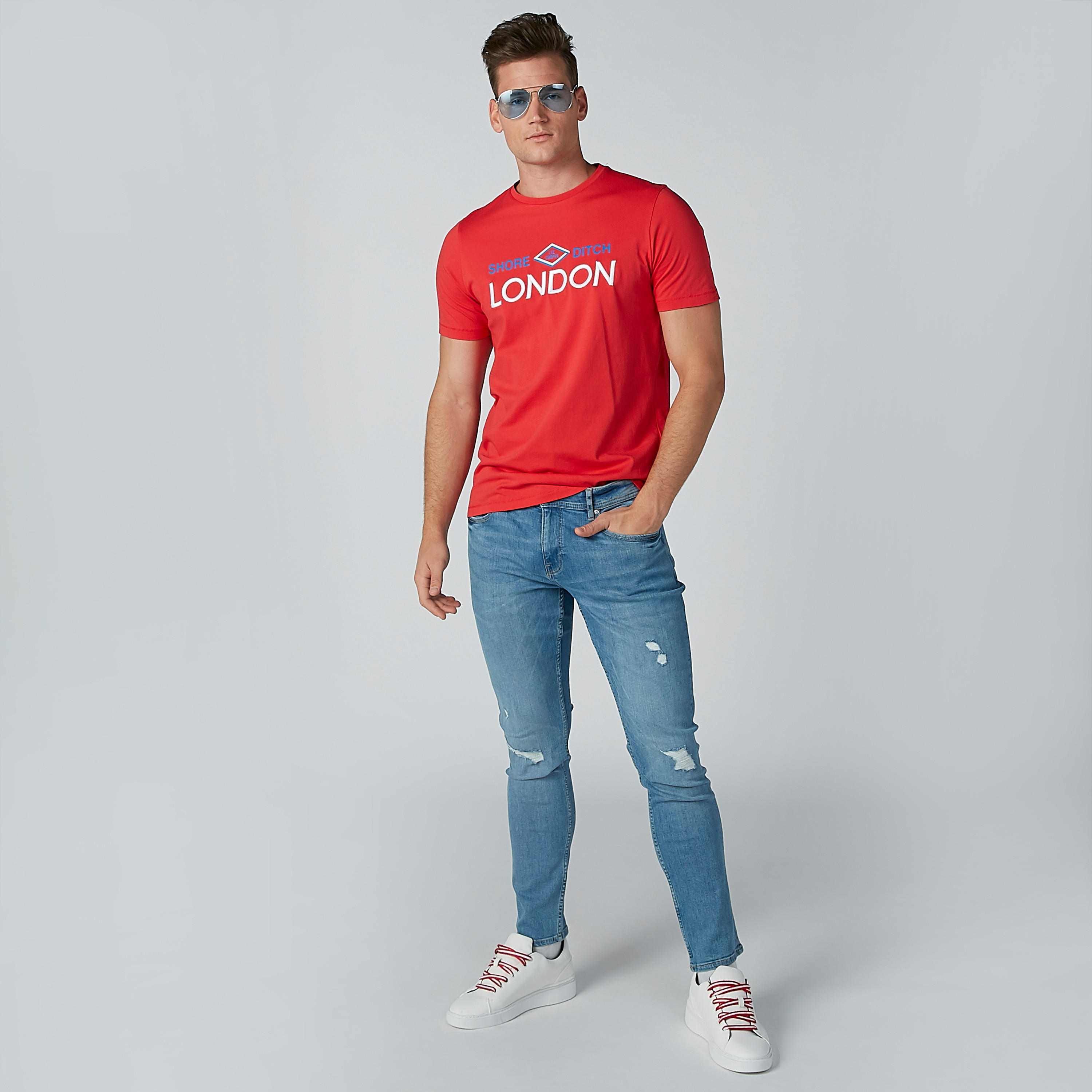 تيشيرت بياقة مستديرة وأكمام قصيرة وطبعات من لي كوبر-men-clothing-tshirtsandpolos-tshirts-image-2