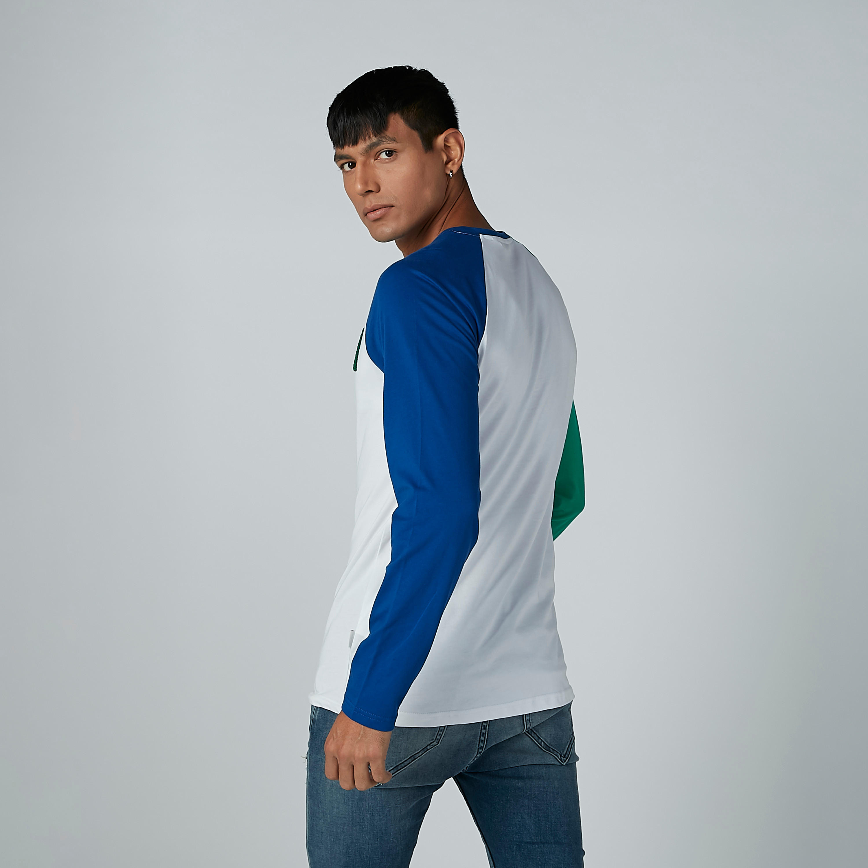 تيشيرت بياقة مستديرة وأكمام مغايرة وطبعات من لي كوبر-men-clothing-tshirtsandpolos-tshirts-image-3