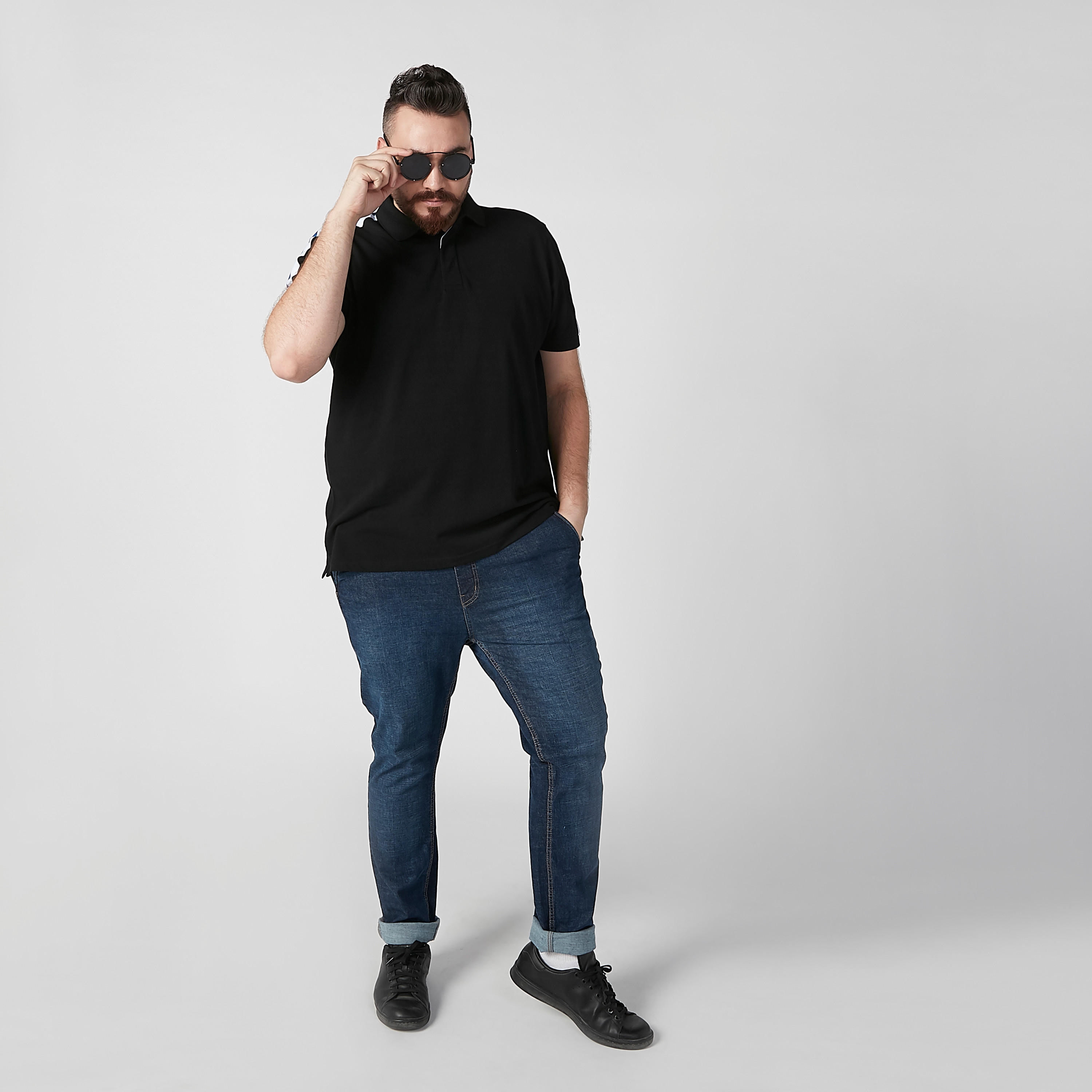 بنطلون جينز مستدام سادة بخصر متوسط الارتفاع وجيوب -men-clothing-bottoms-jeans-image-3