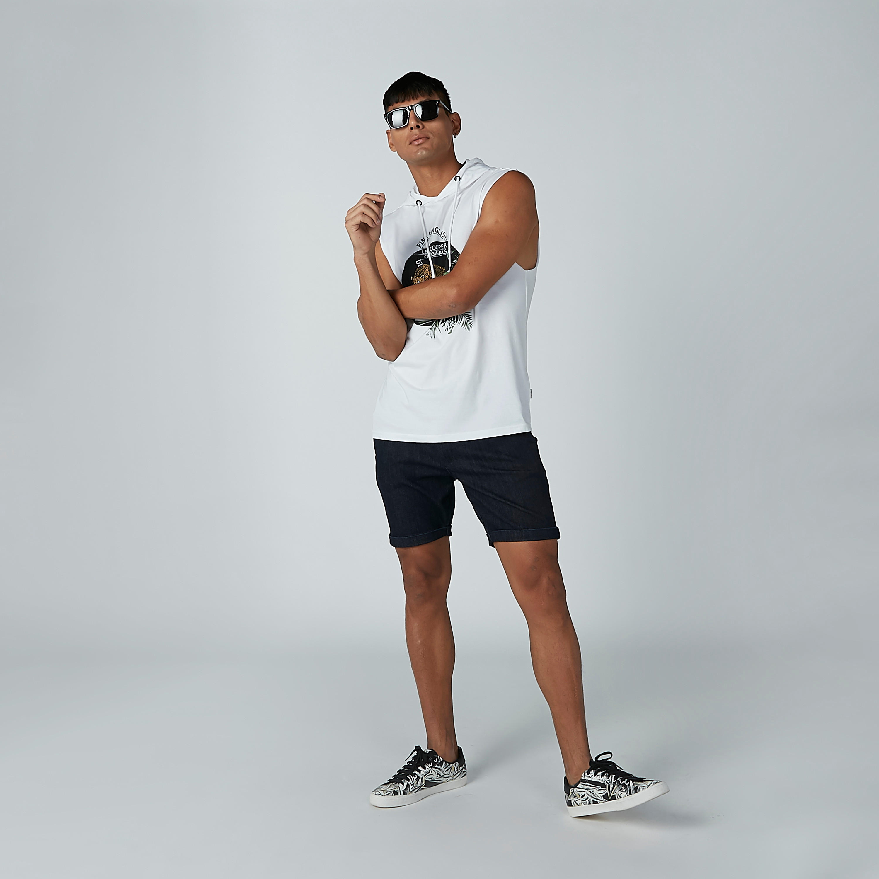 سترة بدون أكمام بنقش مطبوع من لي كوبر-men-clothing-tshirtsandpolos-tshirts-image-2