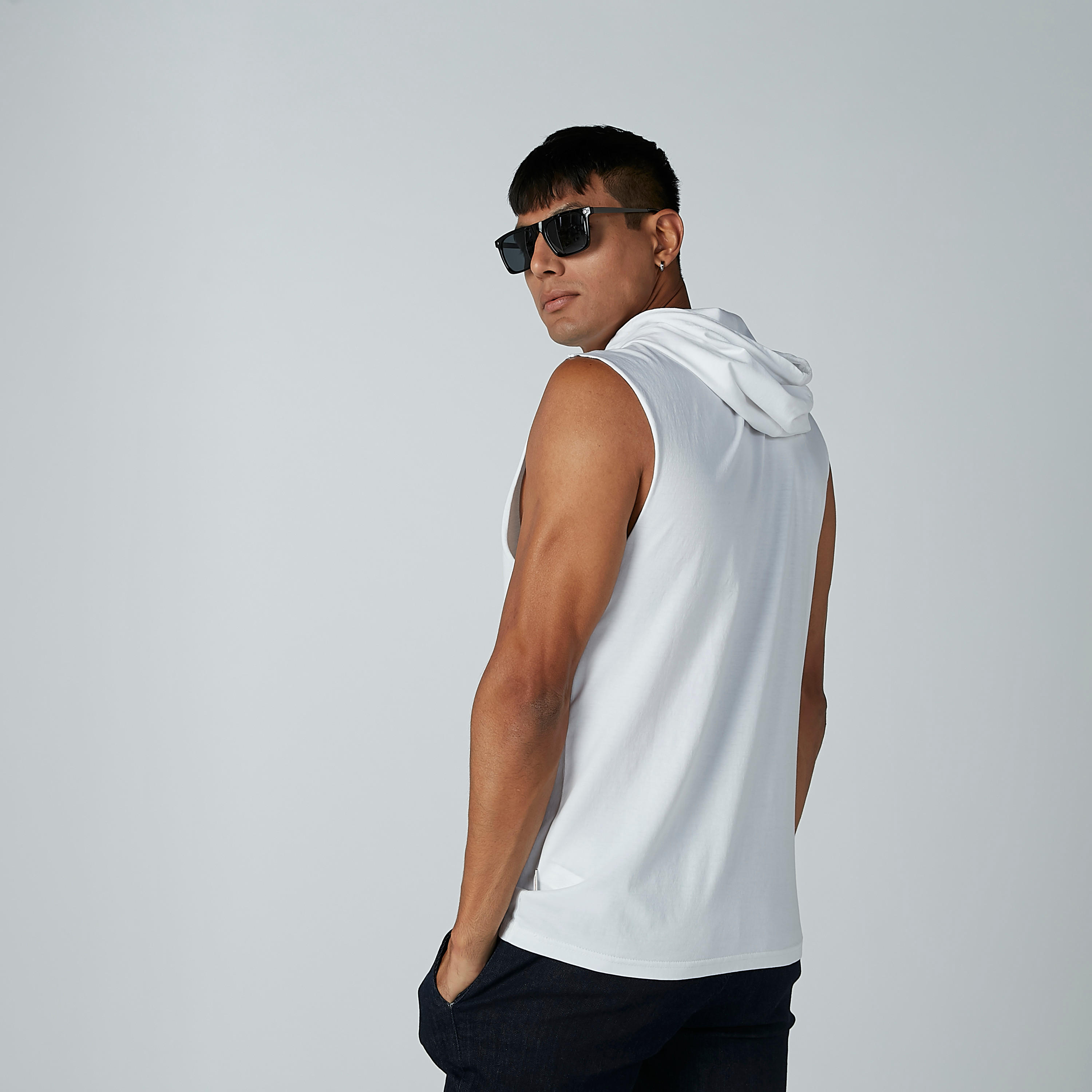 سترة بدون أكمام بنقش مطبوع من لي كوبر-men-clothing-tshirtsandpolos-tshirts-image-3