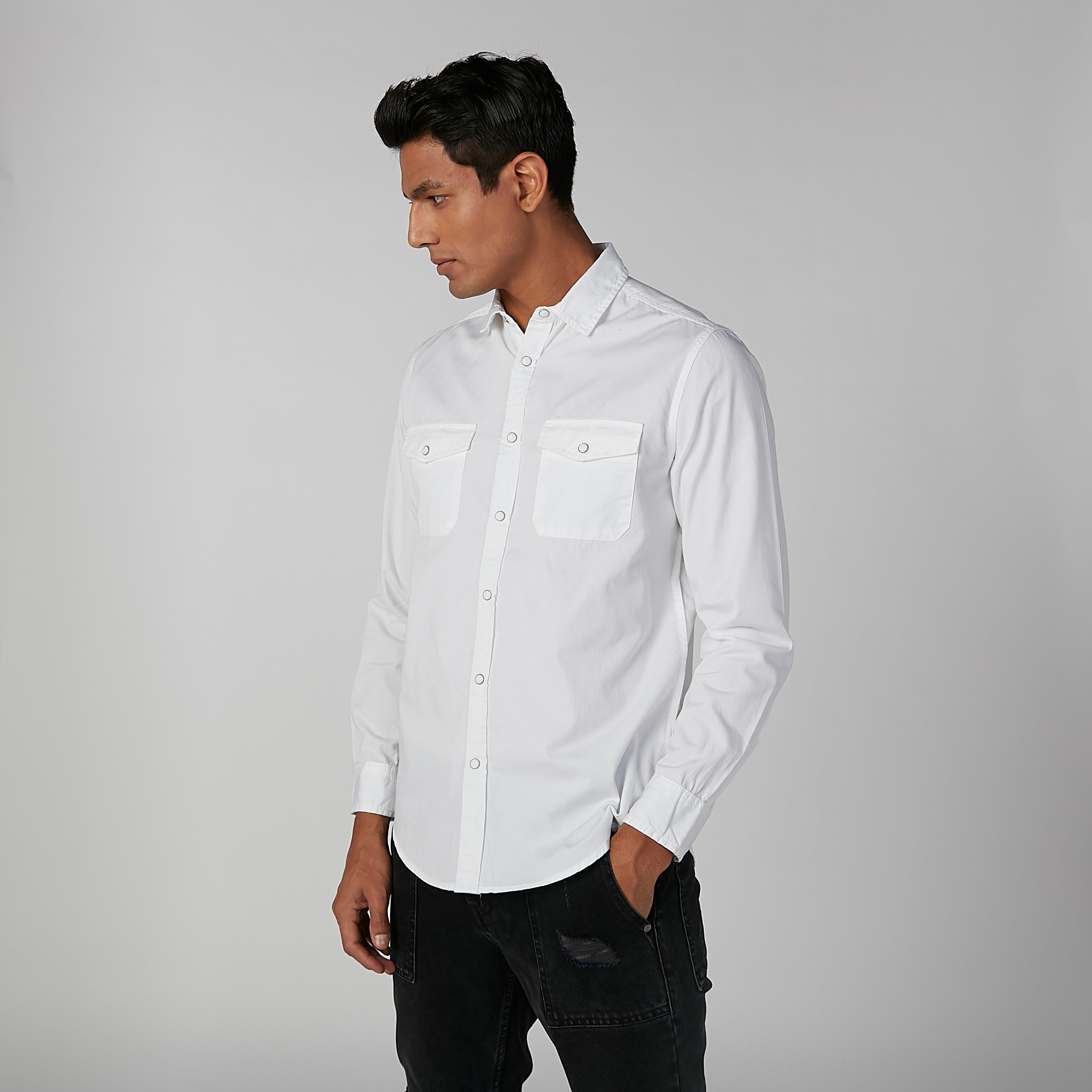 قميص سادة بأكمام طويلة وجيب على الصدر من لي كوبر-men-clothing-shirts-image-1