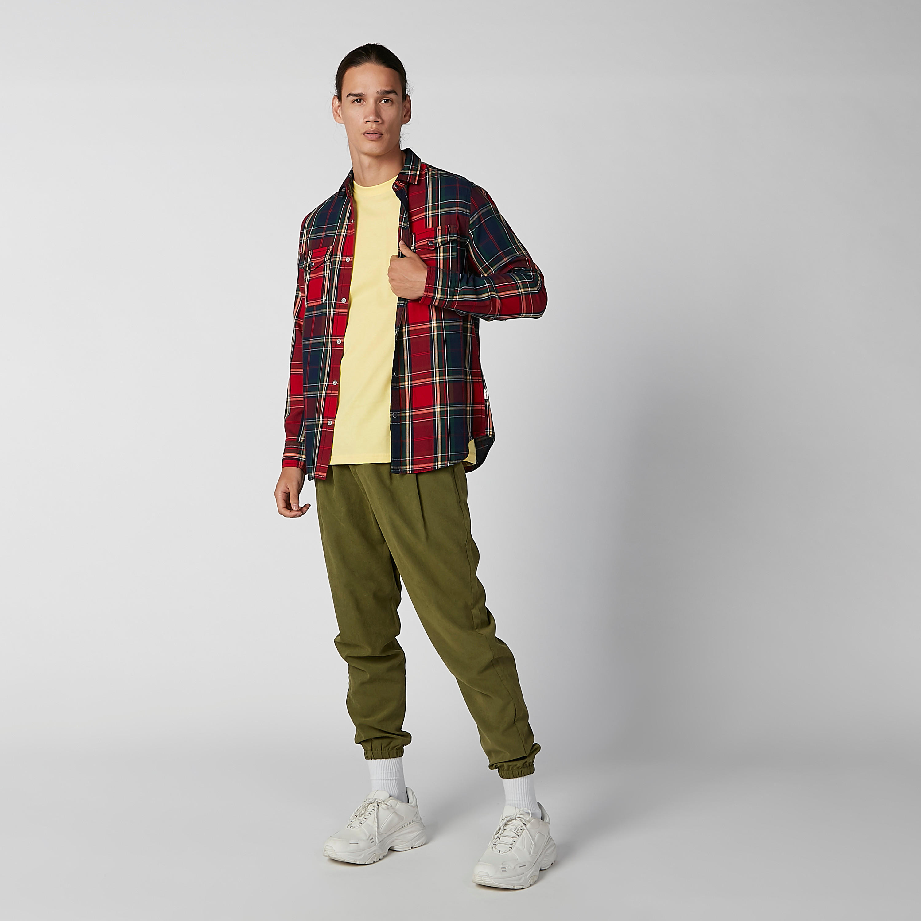 قميص كاروهات بأكمام طويلة وجيوب بطيّة من لي كوبر-men-clothing-shirts-image-1
