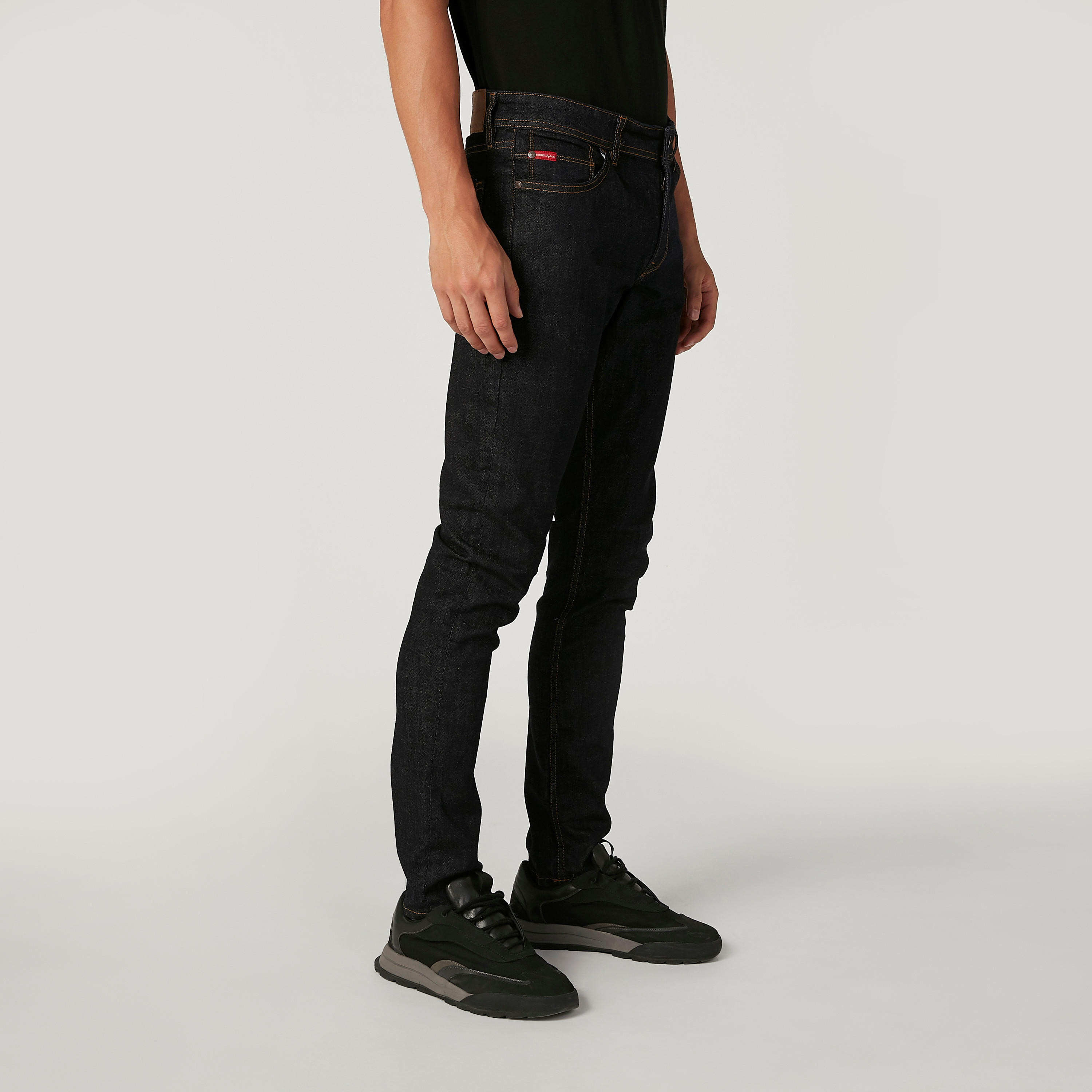 بنطال جينز طويل بجيوب وحلقات للحزام من لي كوبر-men-clothing-bottoms-jeans-image-5