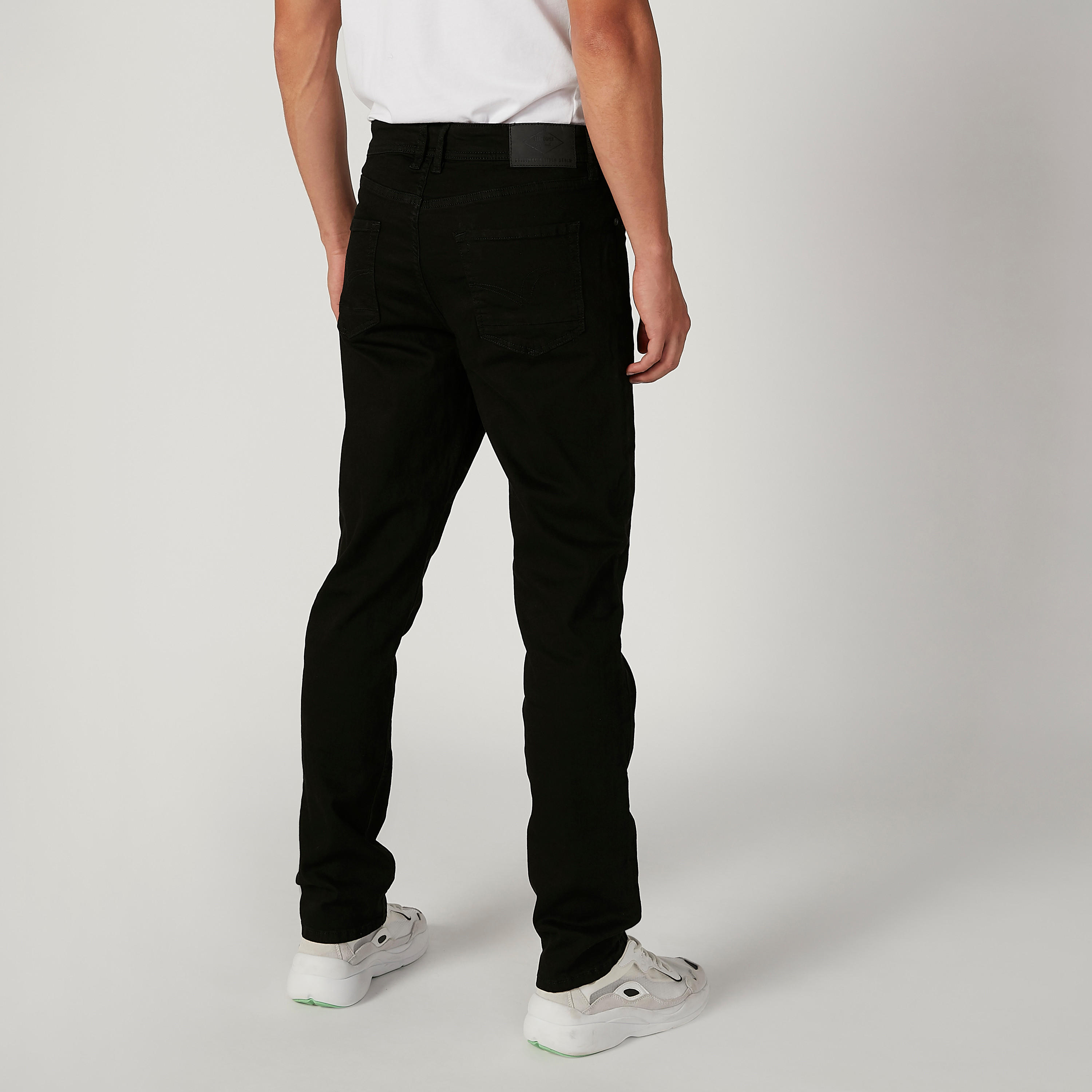 بنطال جينز طويل بجيوب وحلقات للحزام من لي كوبر-men-clothing-bottoms-jeans-image-4