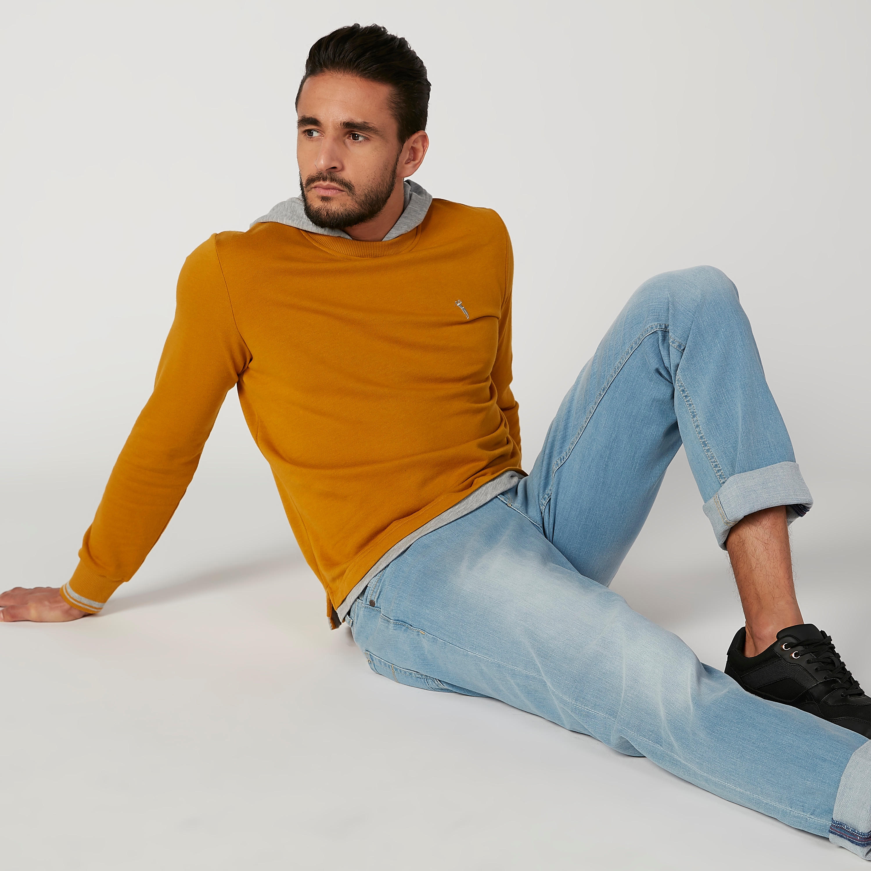 بنطلون جينز سادة بجيوب وحلقات للحزام من لي كوبر-men-clothing-bottoms-jeans-image-3