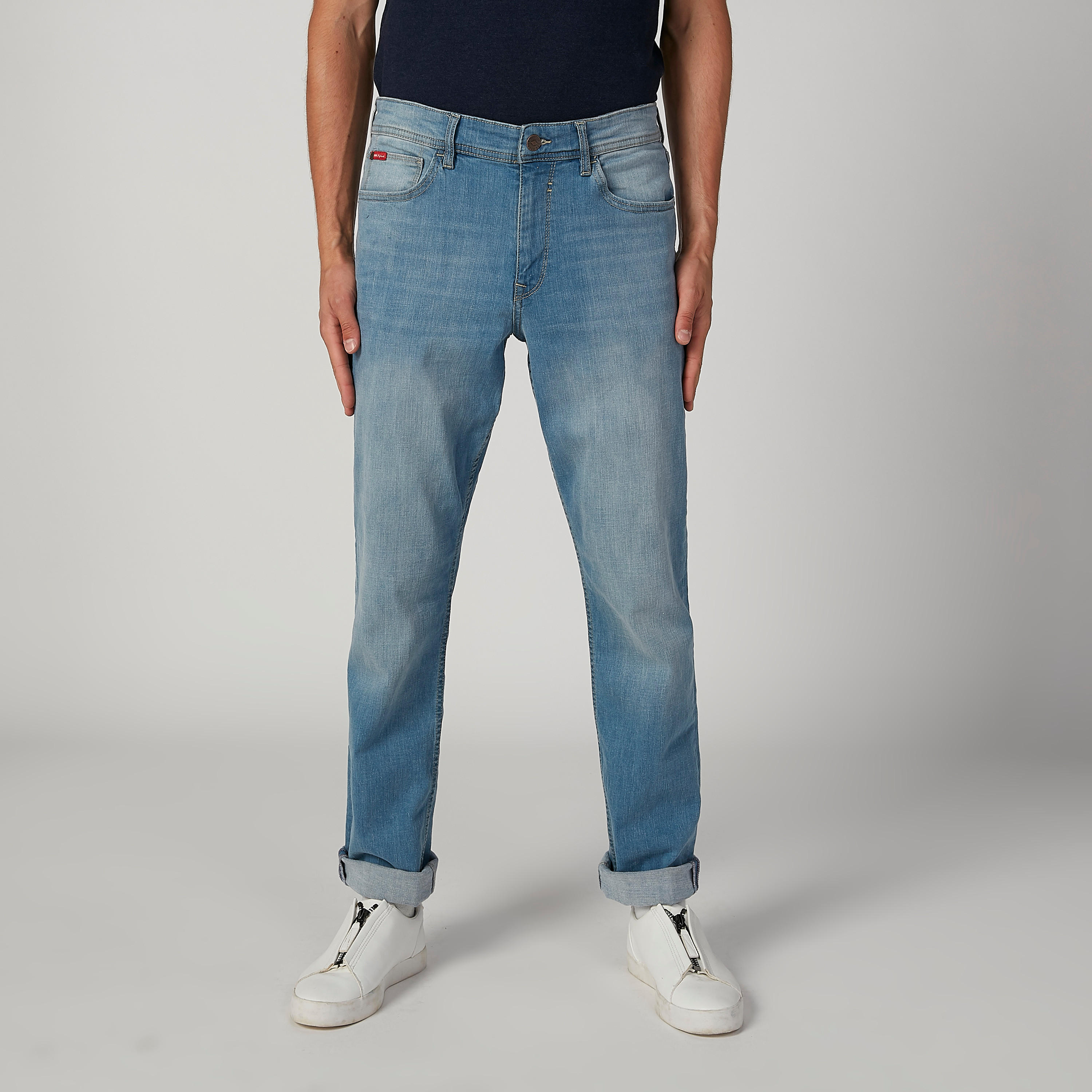 بنطلون جينز سادة بجيوب وحلقات للحزام من لي كوبر-men-clothing-bottoms-jeans-image-2