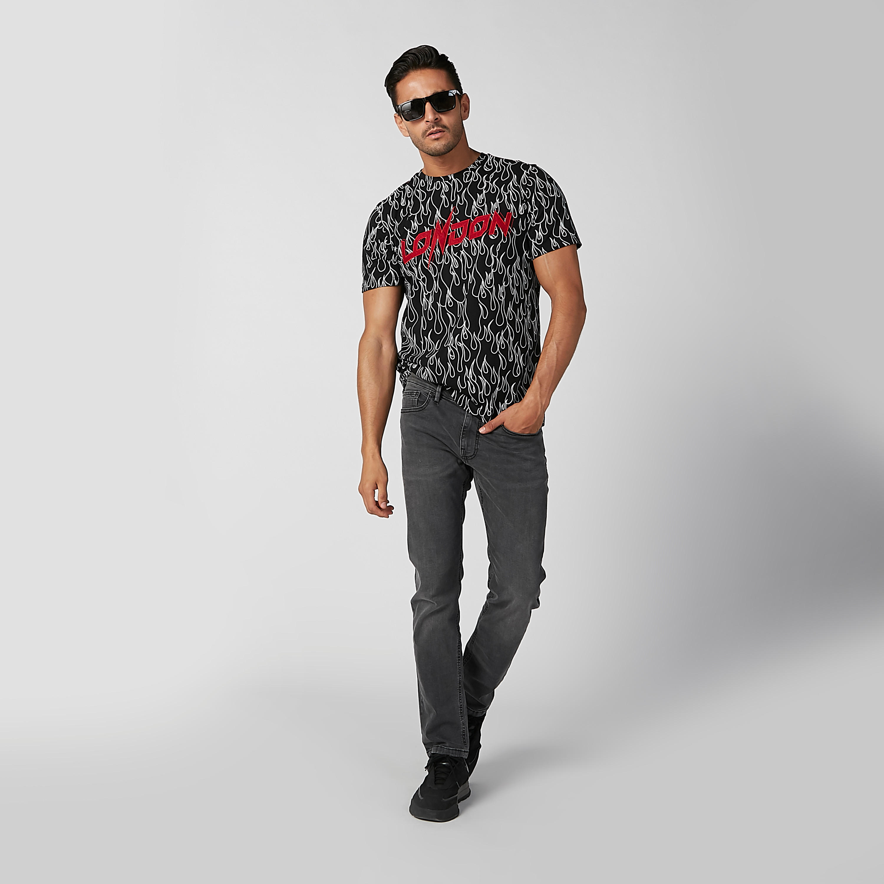 بنطلون جينز مستدام سليم بخصر متوسط الارتفاع وحلقات للحزام-men-clothing-bottoms-jeans-image-3
