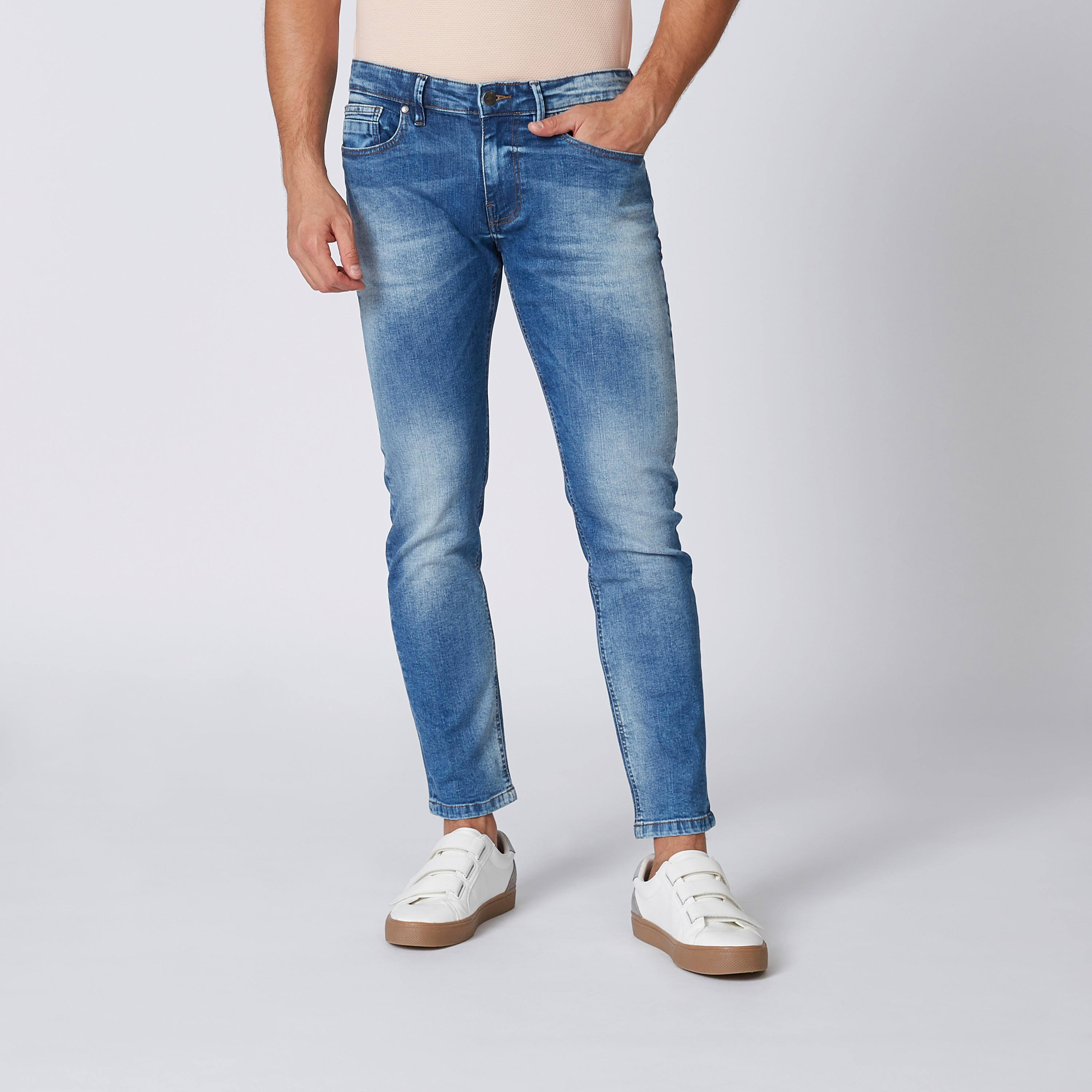 بنطلون جينز سليم بحلقات للحزام-men-clothing-bottoms-jeans-image-4