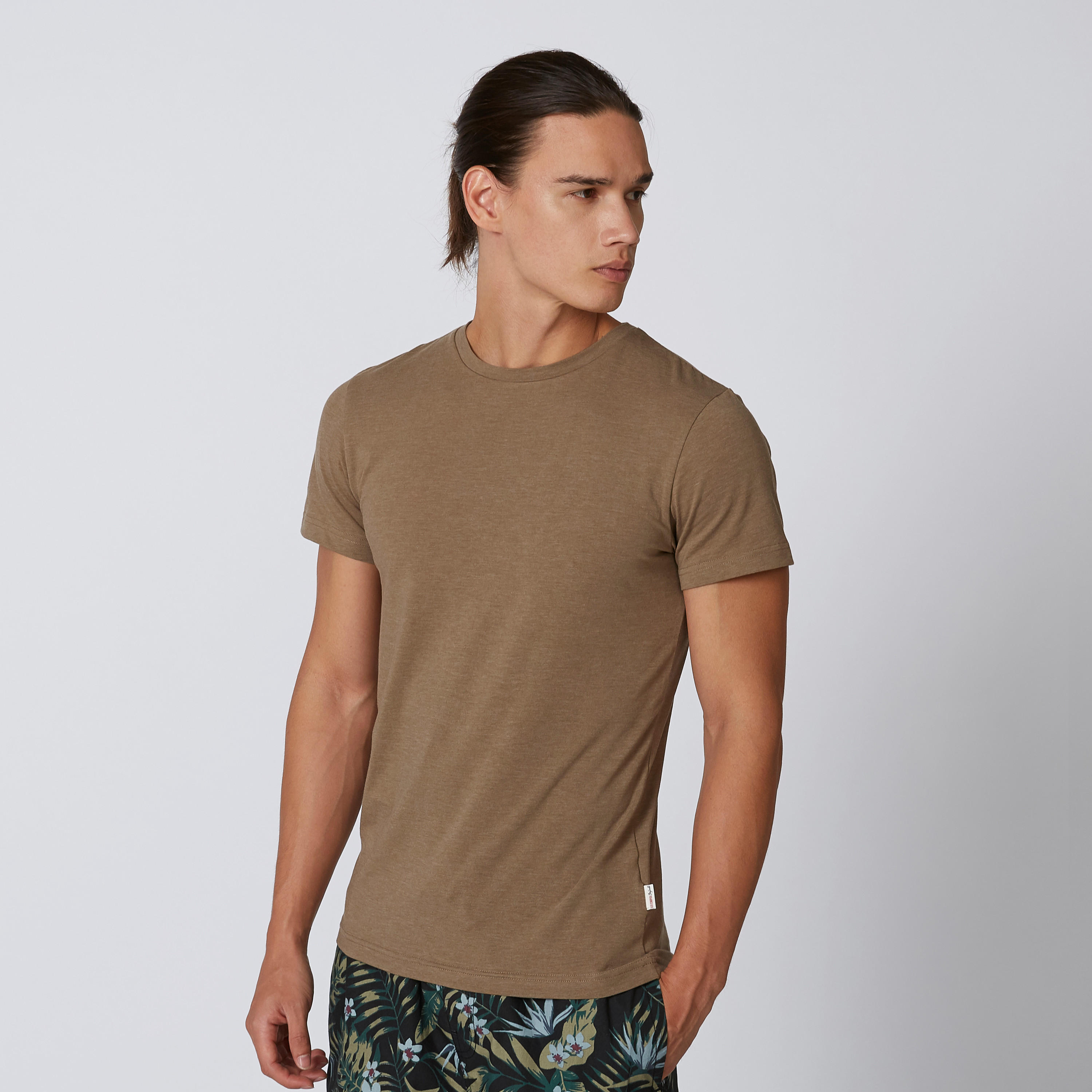 تيشيرت سادة بياقة مستديرة وأكمام قصيرة من لي كوبر-men-clothing-tshirtsandpolos-tshirts-image-1