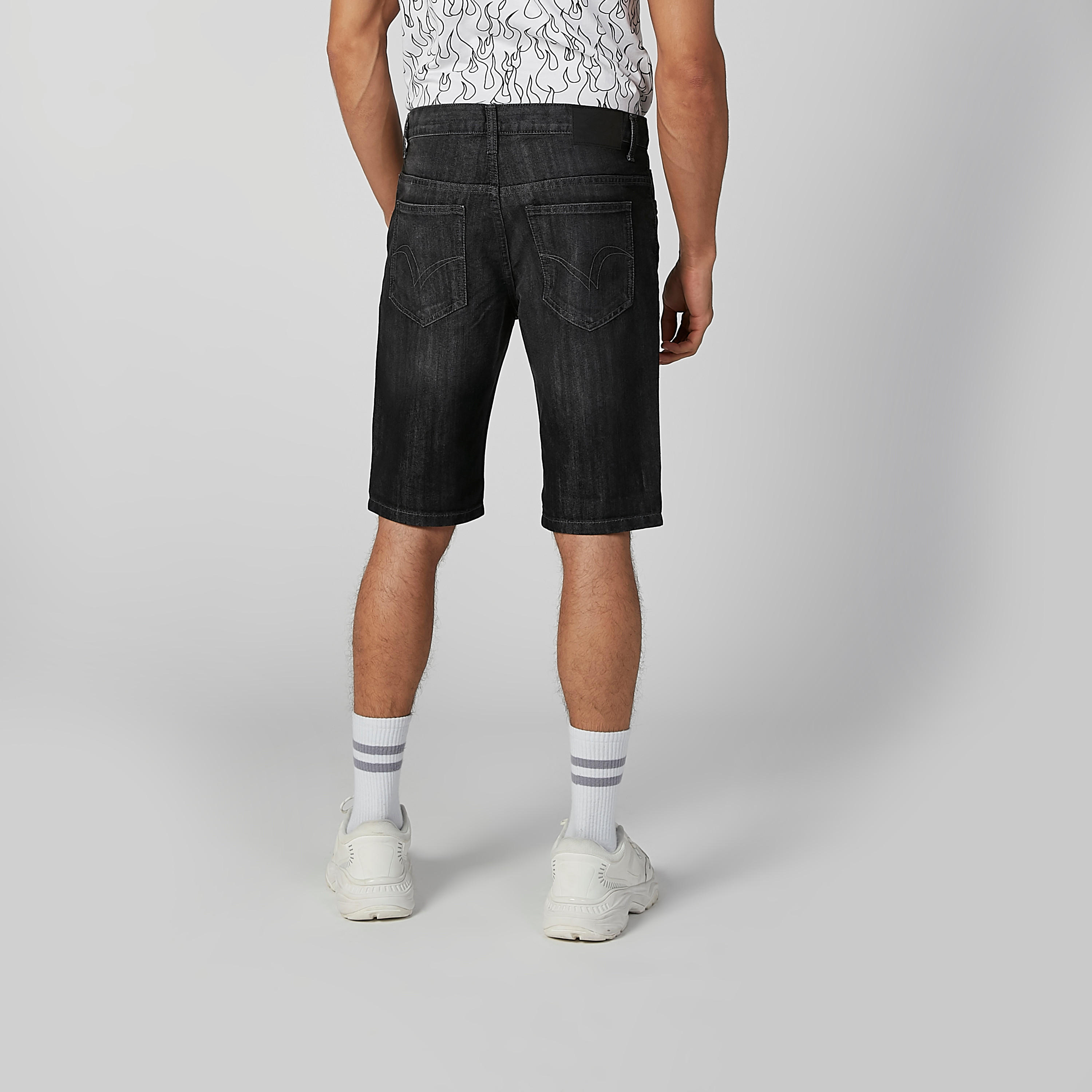 شورت مستدام دينم بخصر متوسط الارتفاع وجيوب -men-clothing-bottoms-shorts-image-3