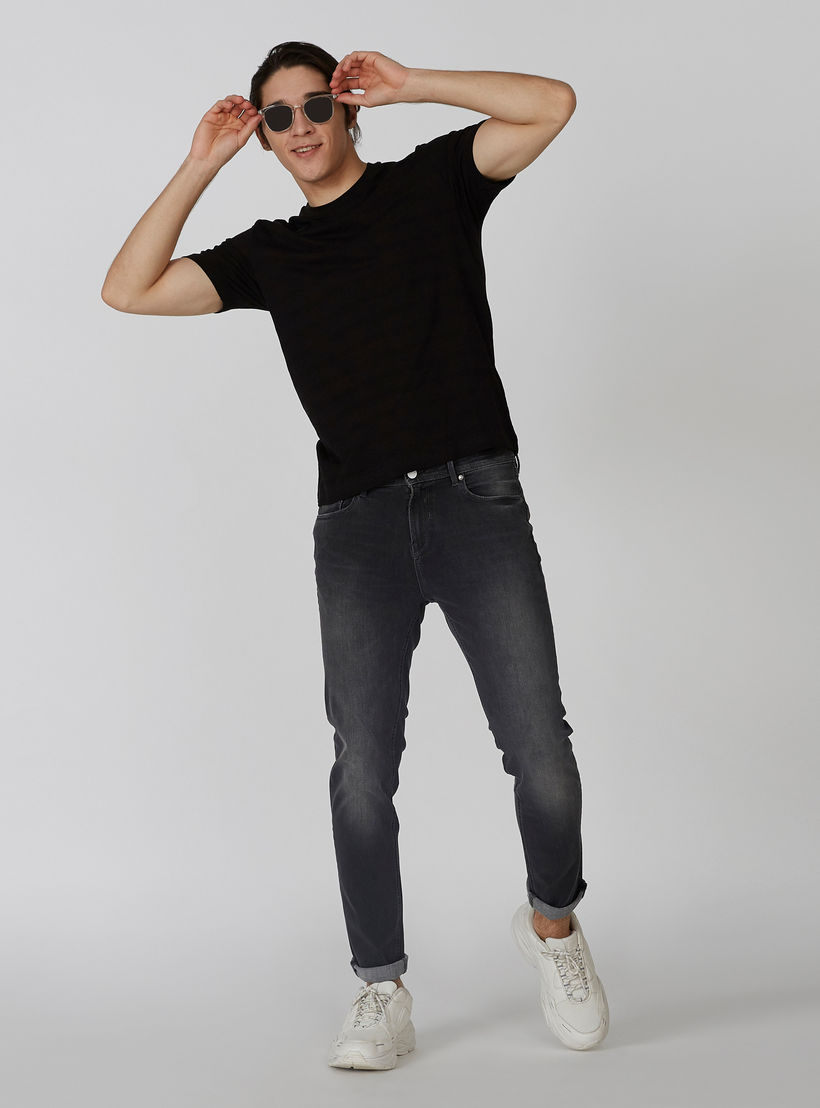 بنطلون جينز مستدام سكيني بخصر متوسط الارتفاع و5 جيوب -men-clothing-bottoms-jeans-image-5