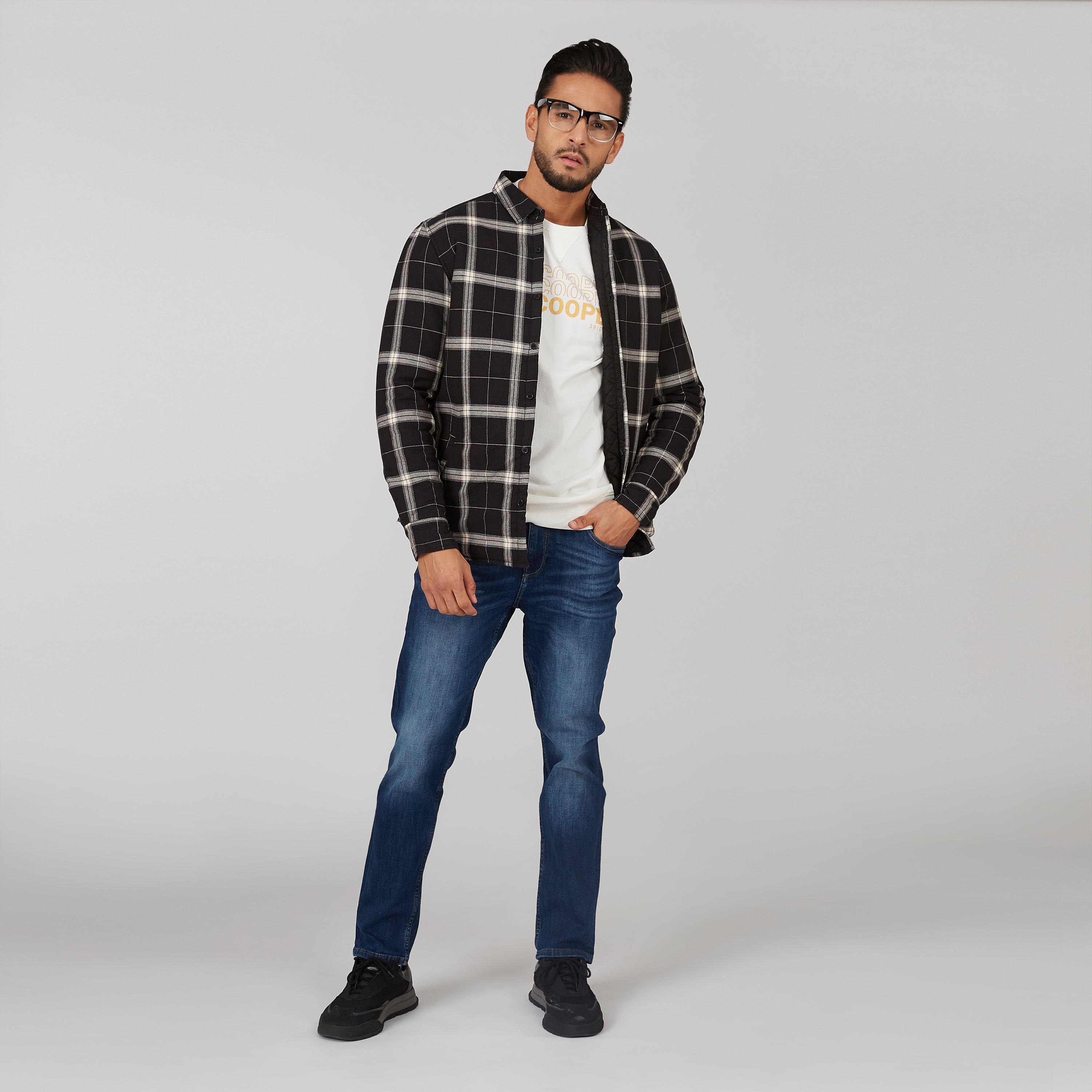 قميص مستدام كاروهات بأكمام طويلة وجيوب -men-clothing-jacketsandblazers-jackets-image-1